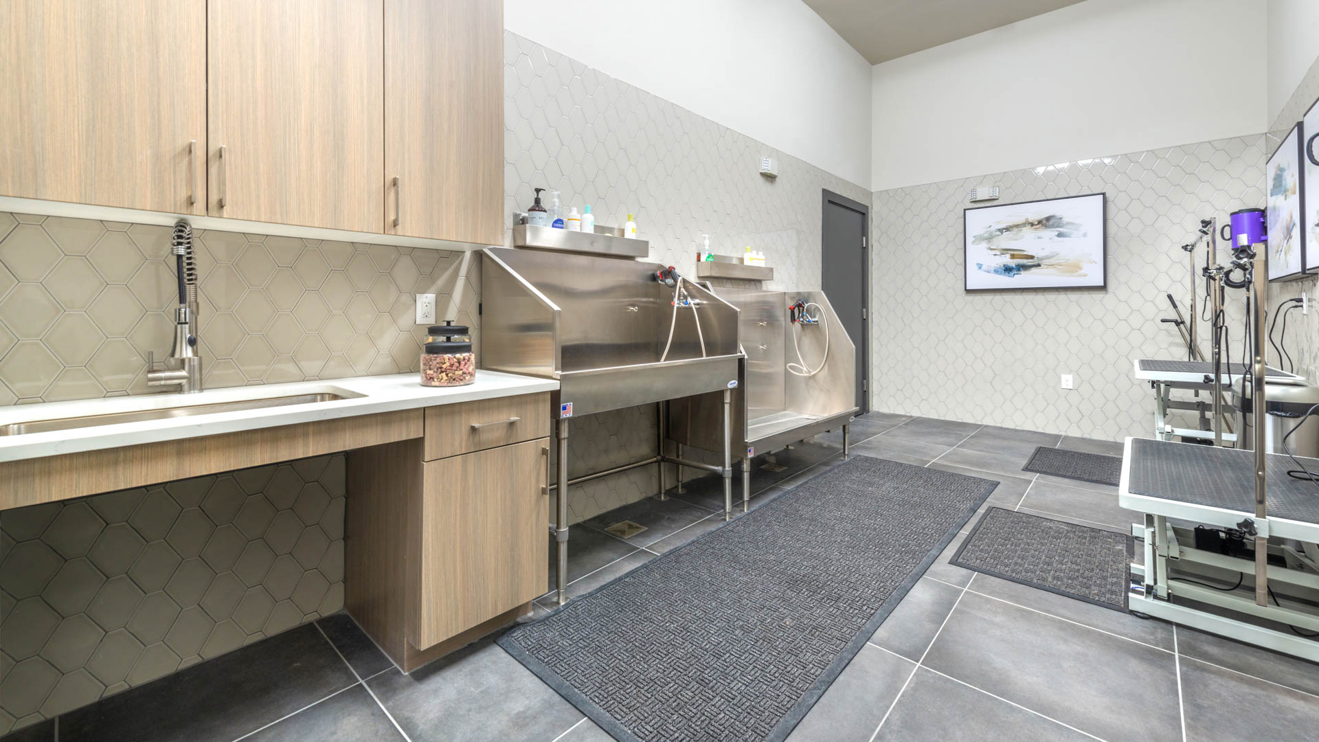 Pet wash at Kilby Apartments