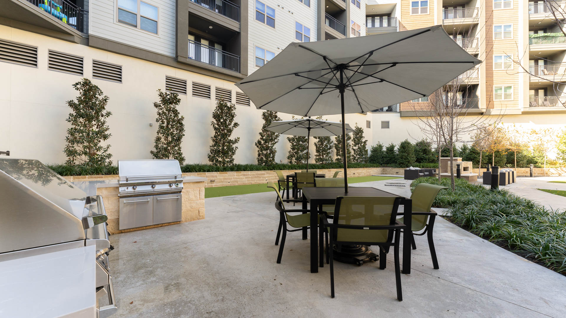 Lounge at Olivian at the Realm Apartments (6 of 7)