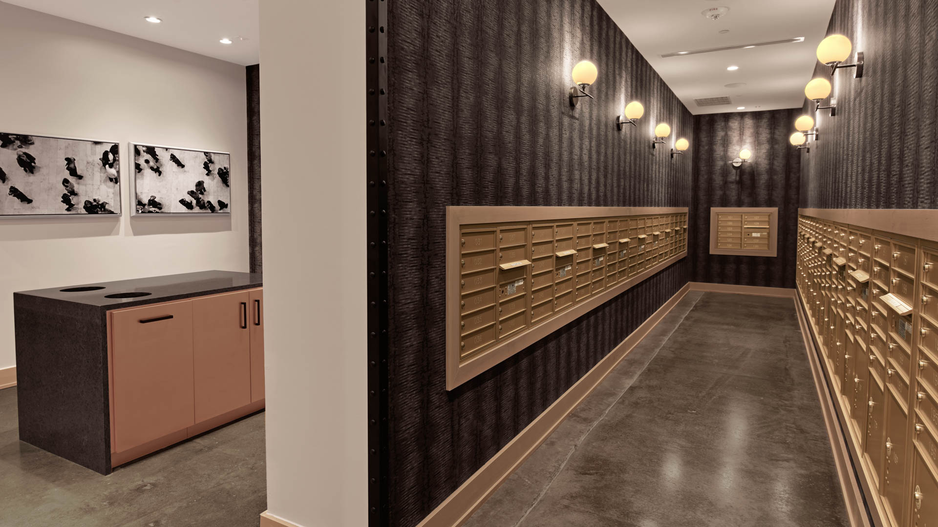 Indie Deep Ellum Apartments 2 of 12