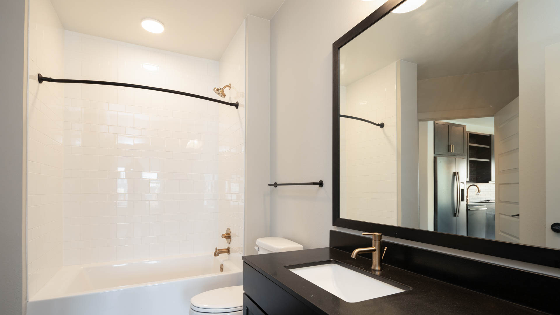 Indie Deep Ellum Apartments 1 of 11