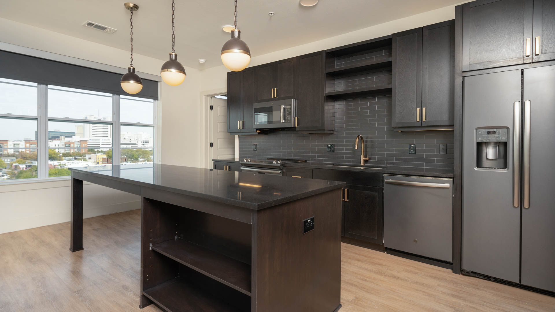 Indie Deep Ellum Apartments 5 of 11