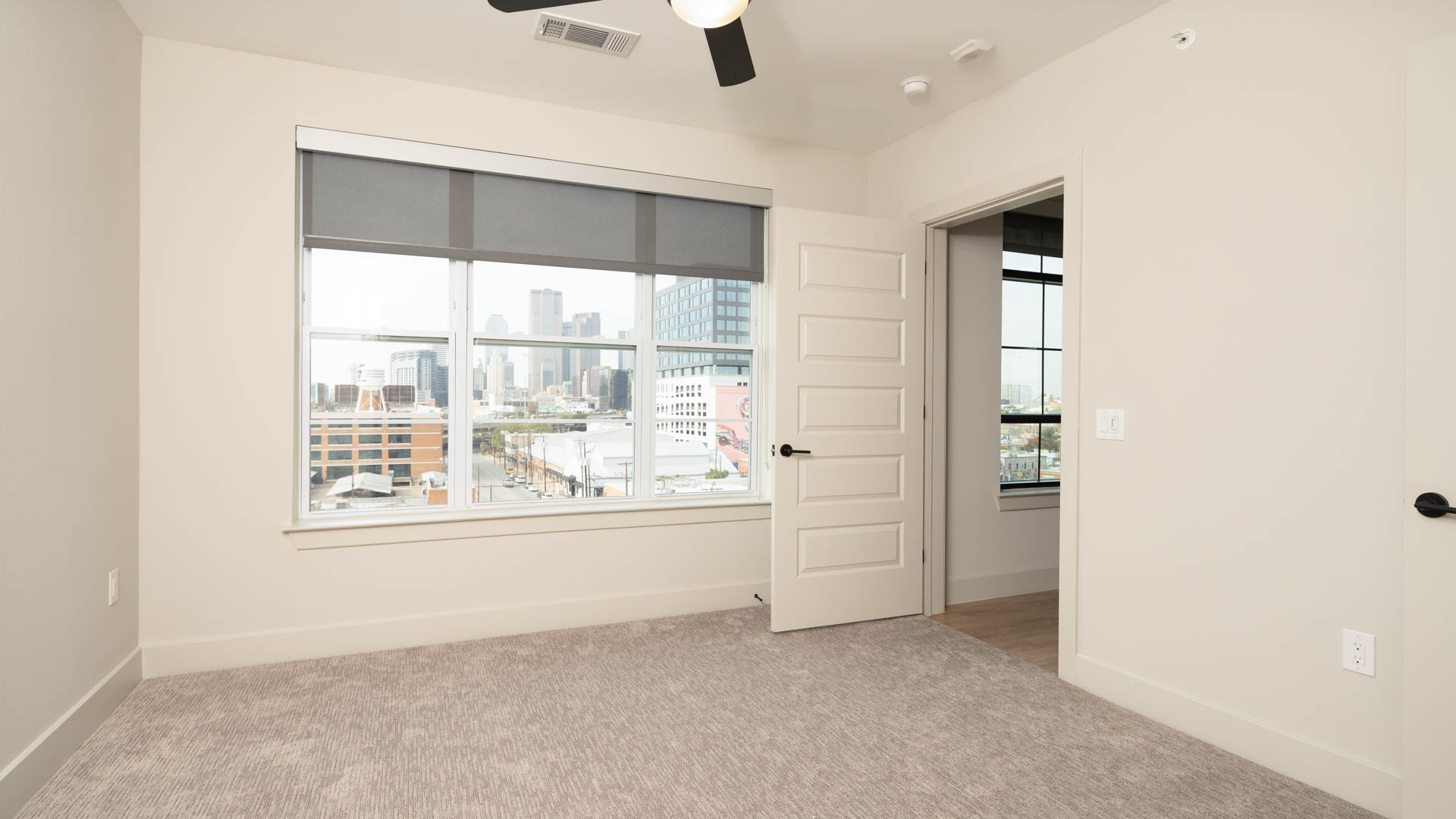 Indie Deep Ellum Apartments 3 of 11