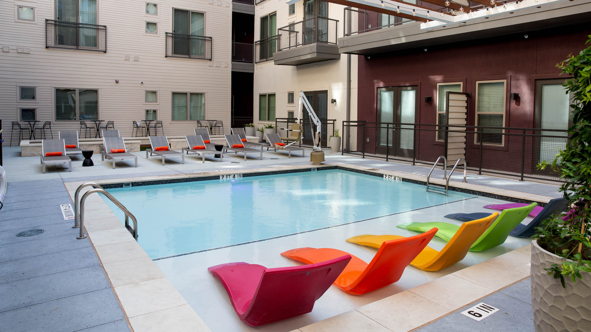Pool at Flora Apartments (3 of 3)