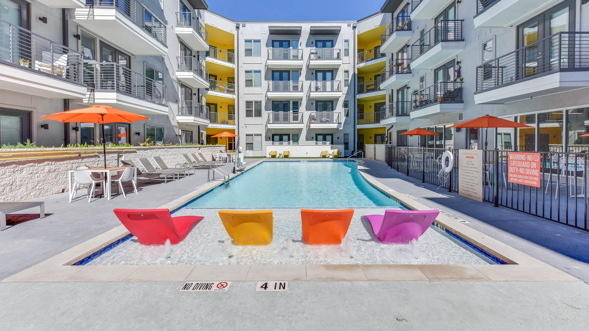 Pool at St. Johns West Apartments (1 of 2)