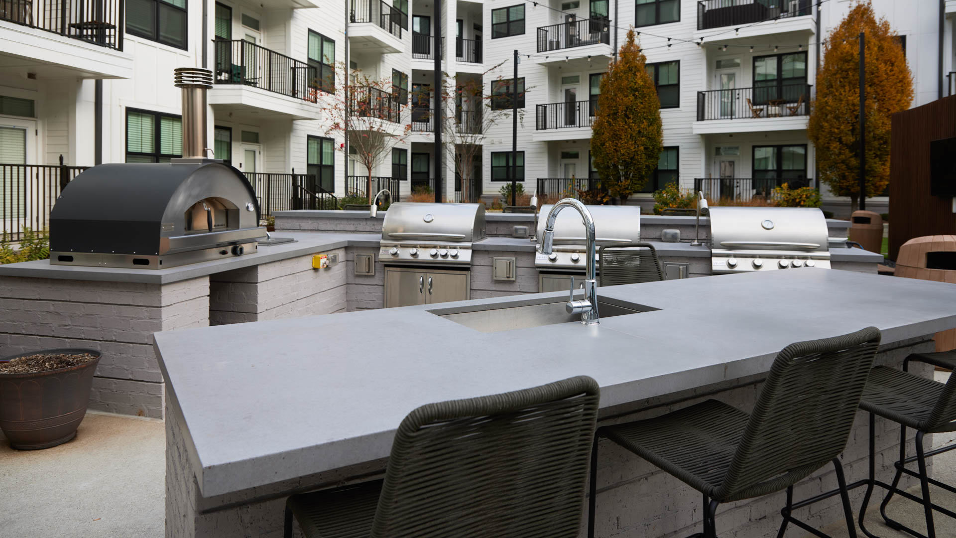 Grill area at Luna Upper Westside Apartments (1 of 4)