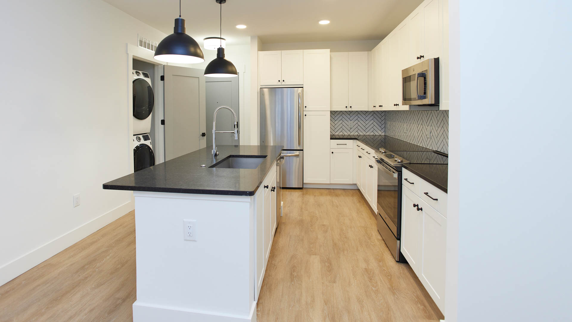 Luna Upper Westside Apartments 6 of 12