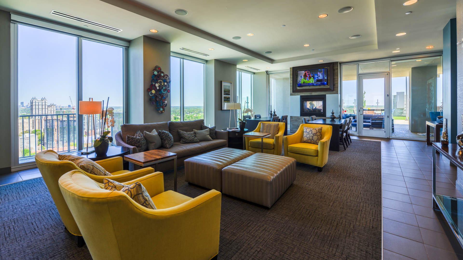 Lounge at Skyhouse South Apartments (3 of 8)