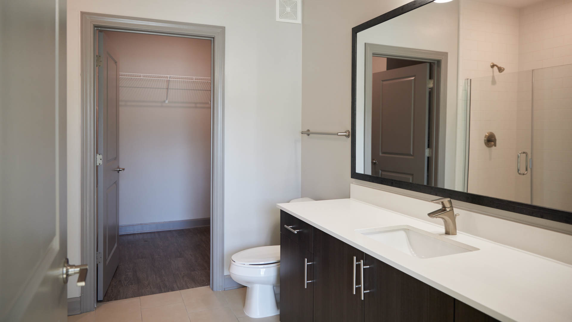 Juniper Sandy Springs Apartments 18 of 42