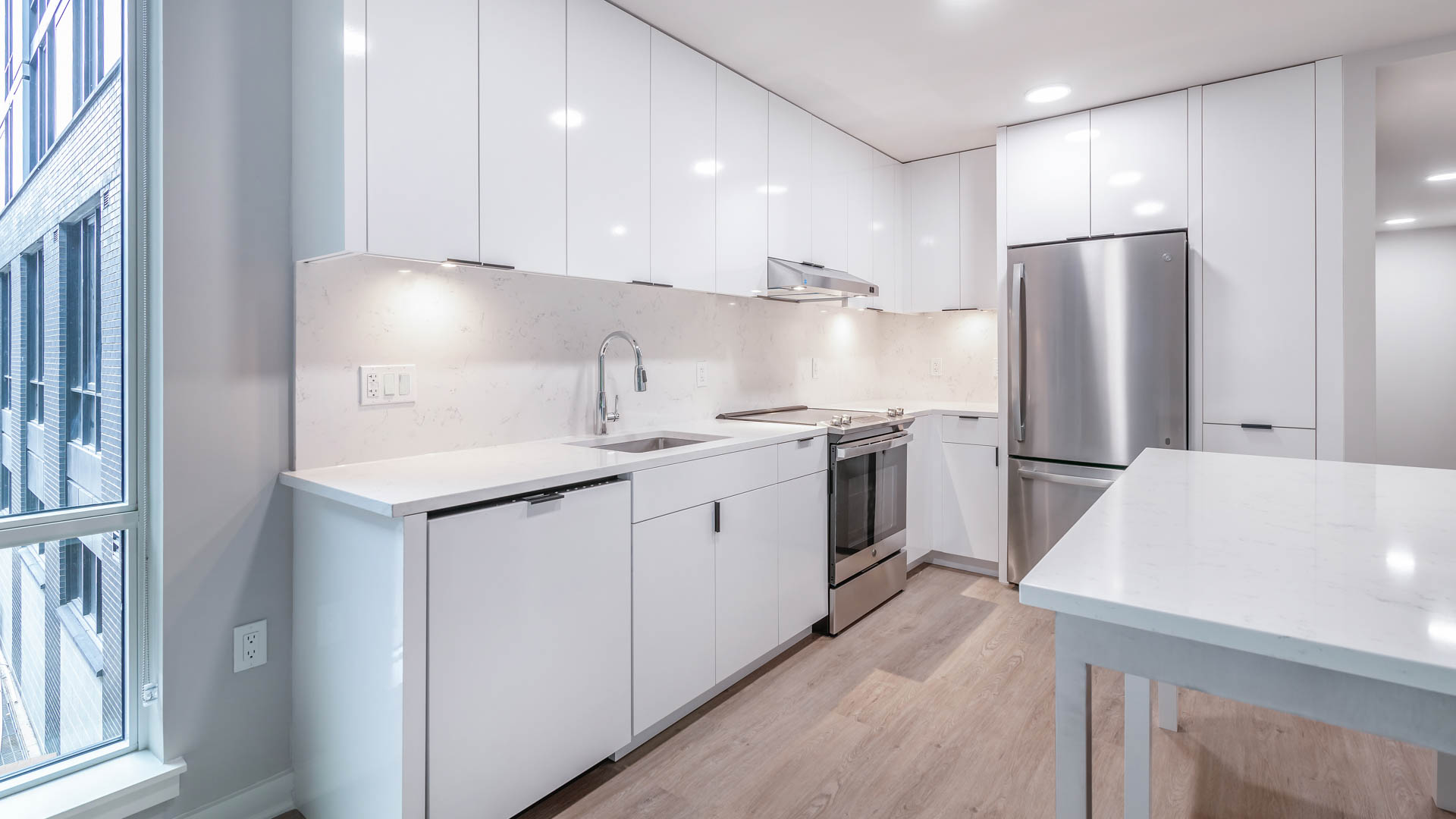 Reverb Apartments 11 of 12