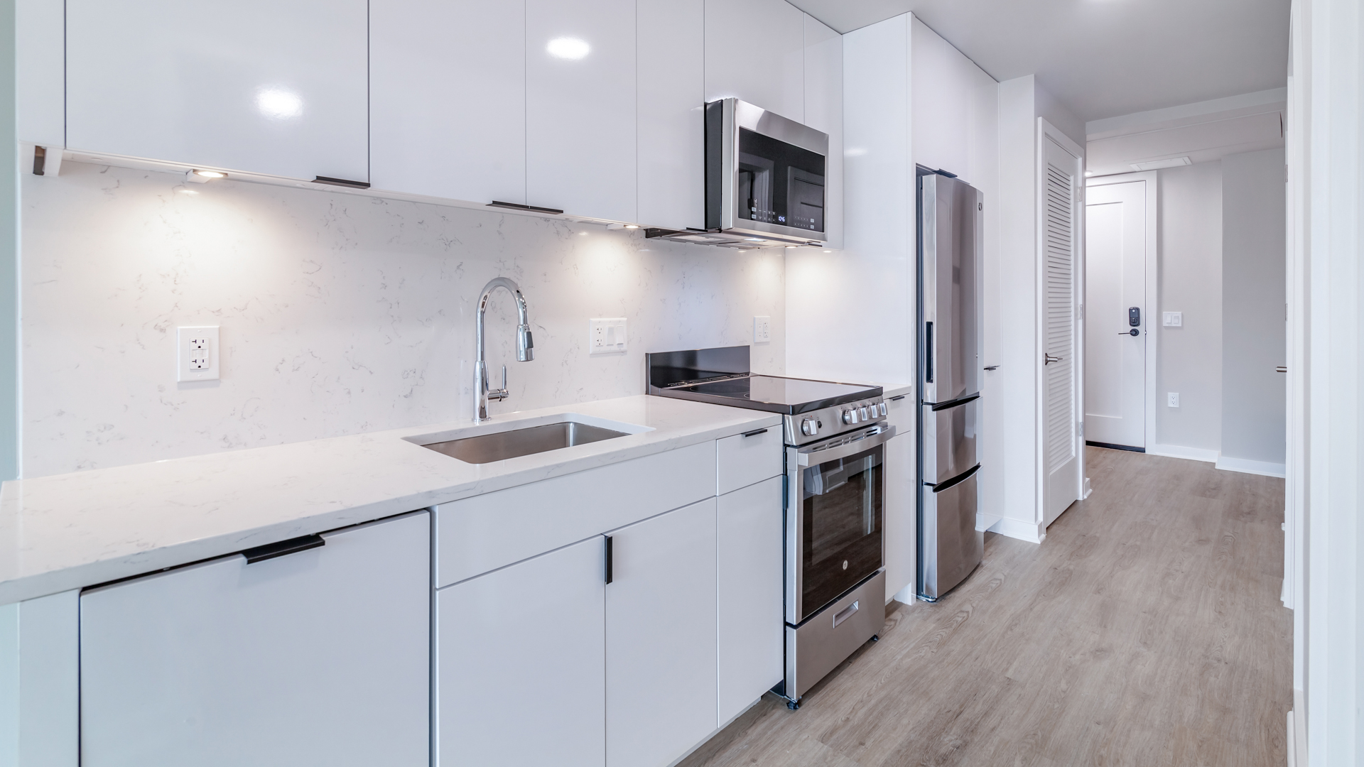 Reverb Apartments 9 of 12