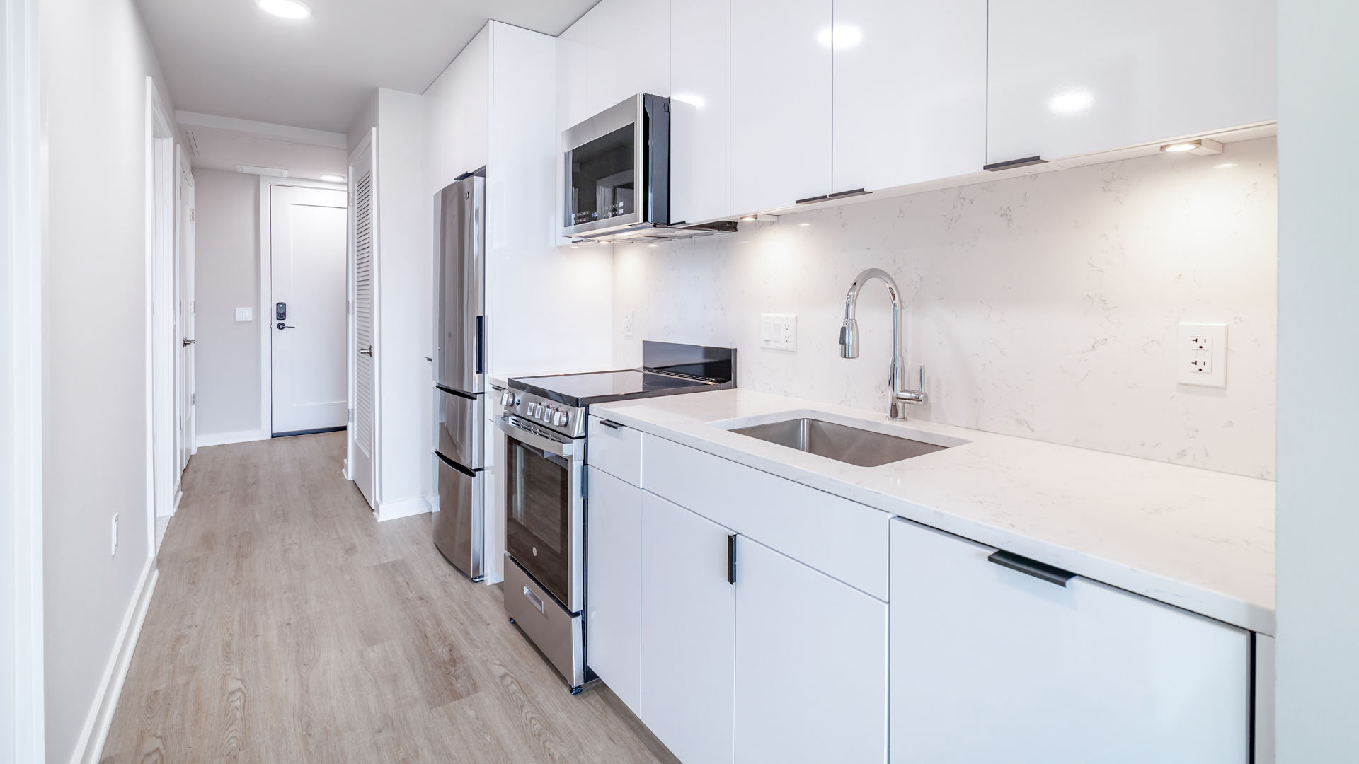 Reverb Apartments 10 of 12