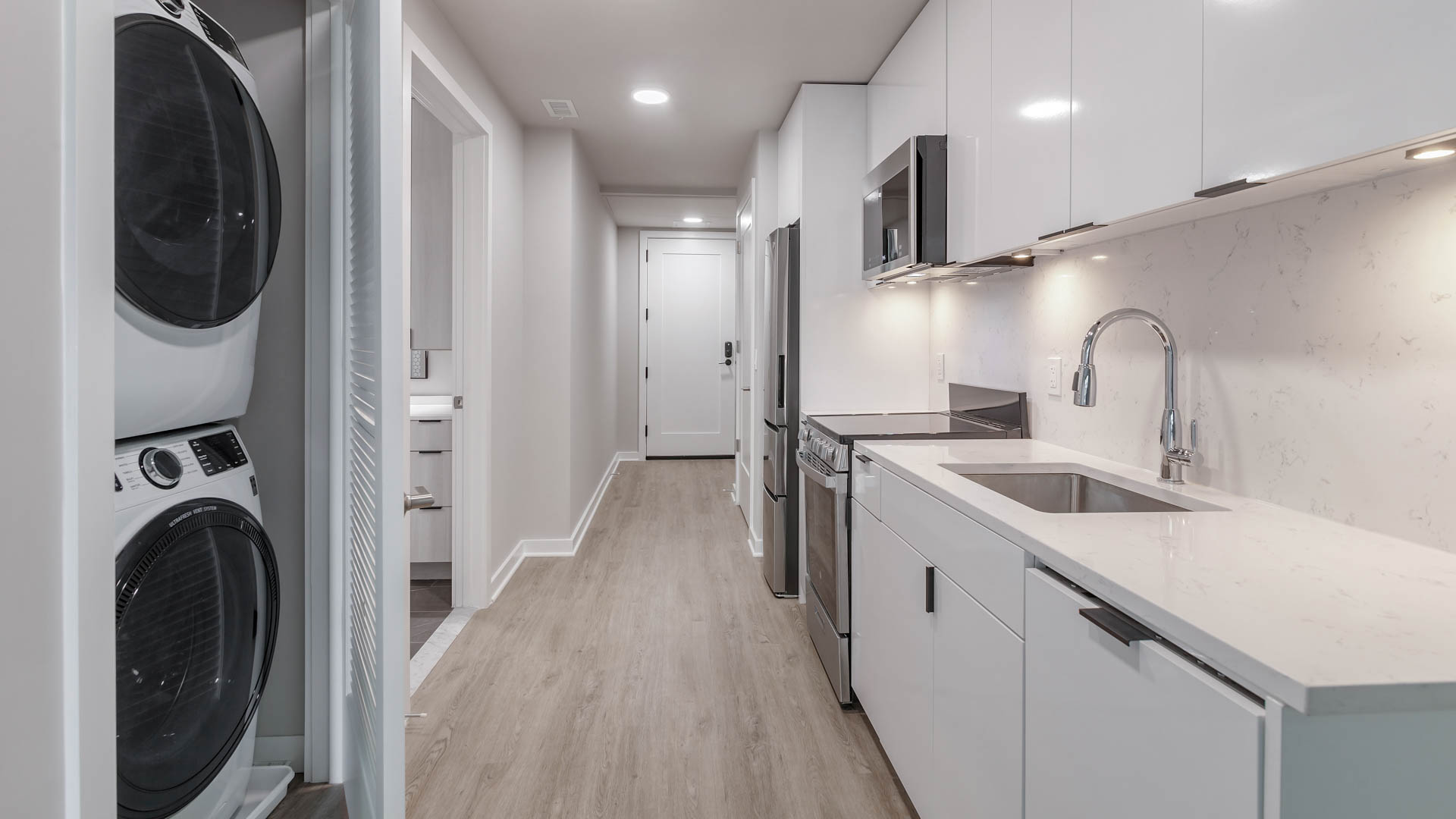 Reverb Apartments 2 of 4