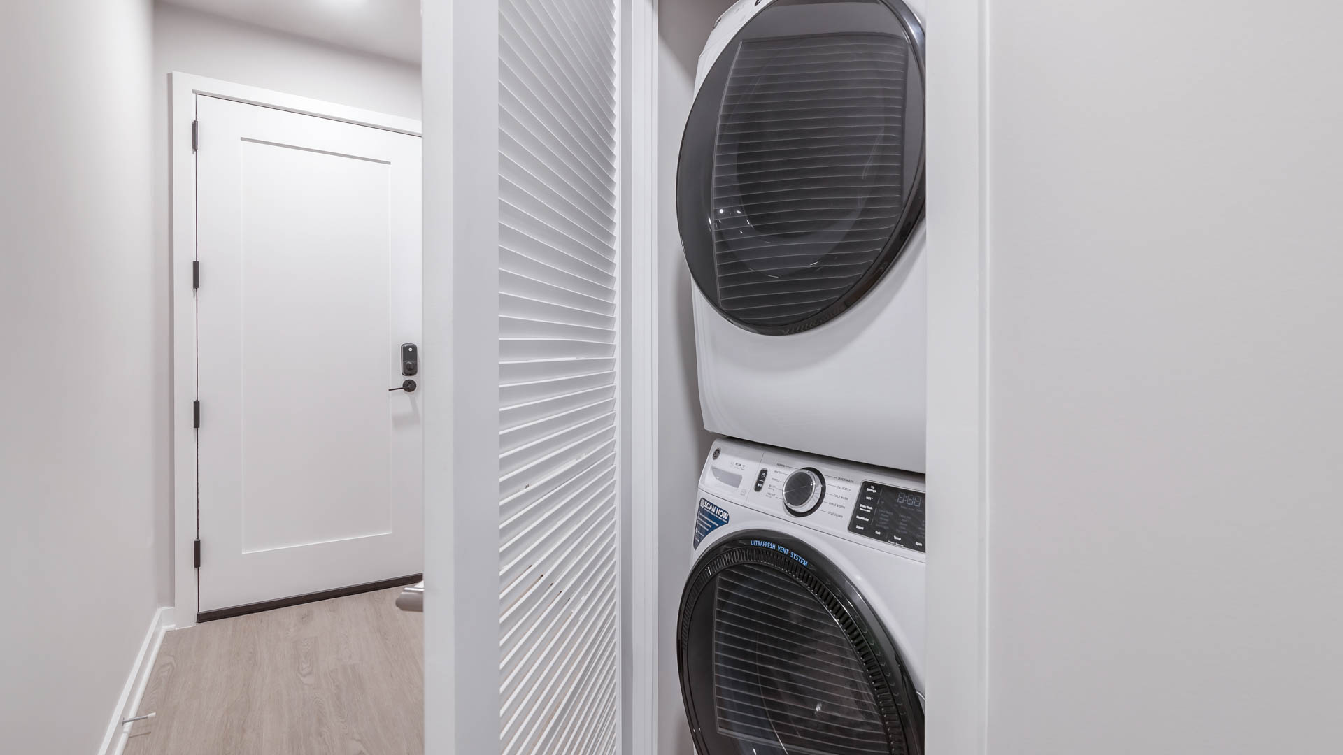 Reverb Apartments 4 of 10