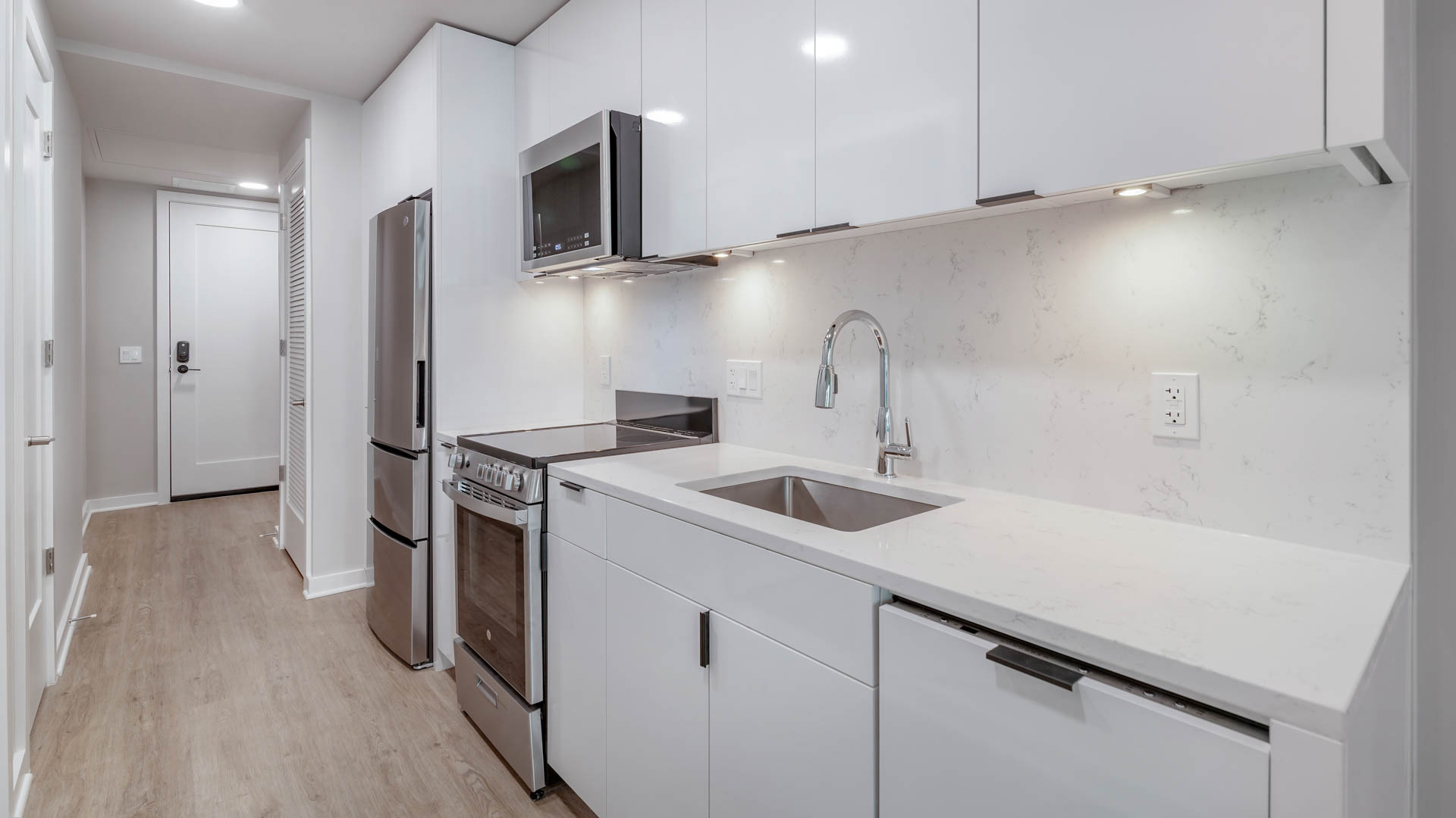 Reverb Apartments 2 of 4