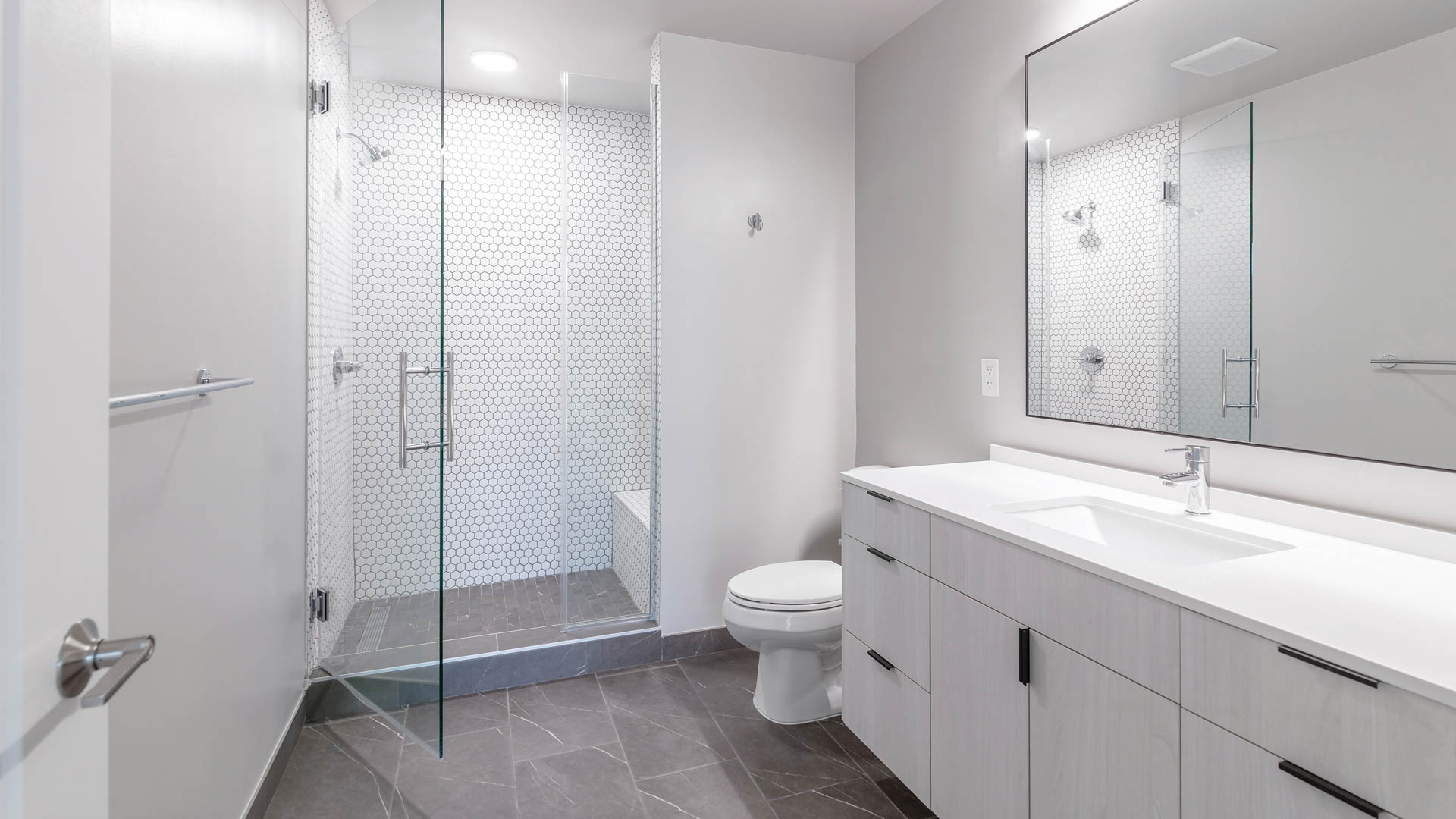 Reverb Apartments 1 of 8
