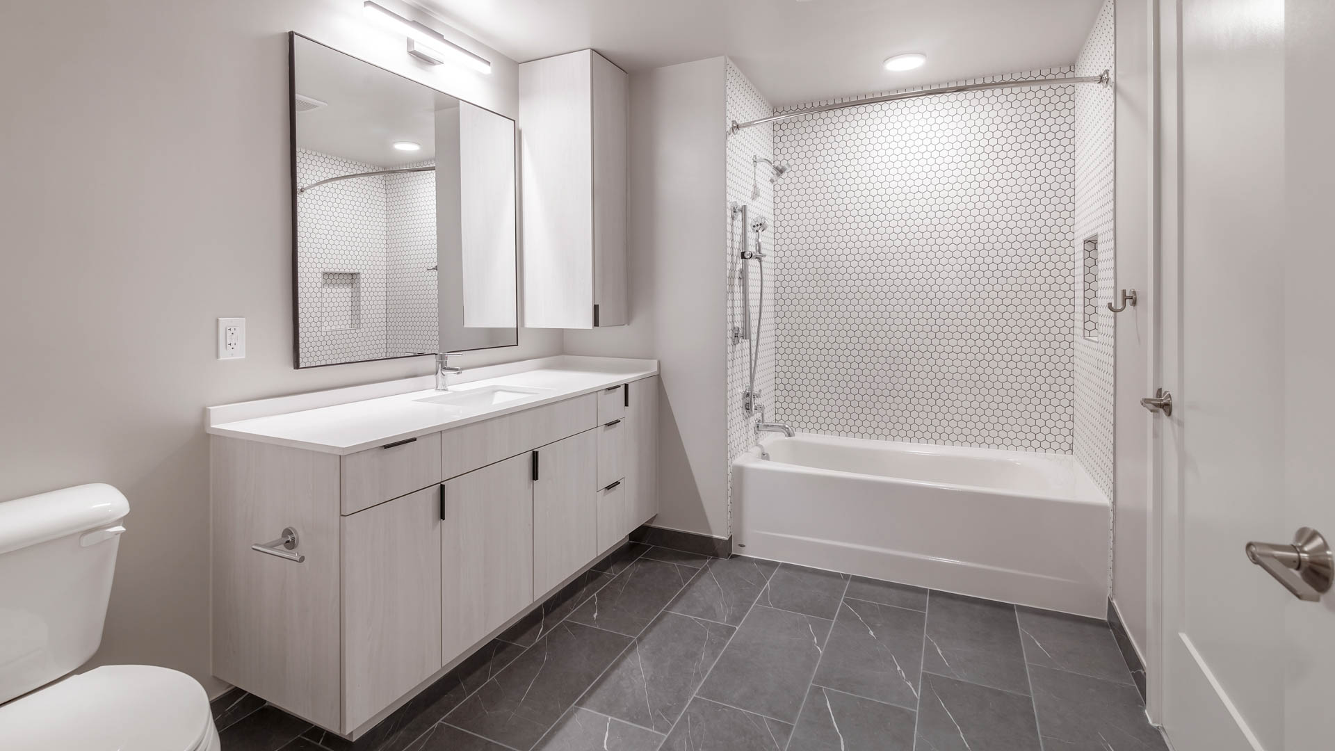 Reverb Apartments 21 of 51