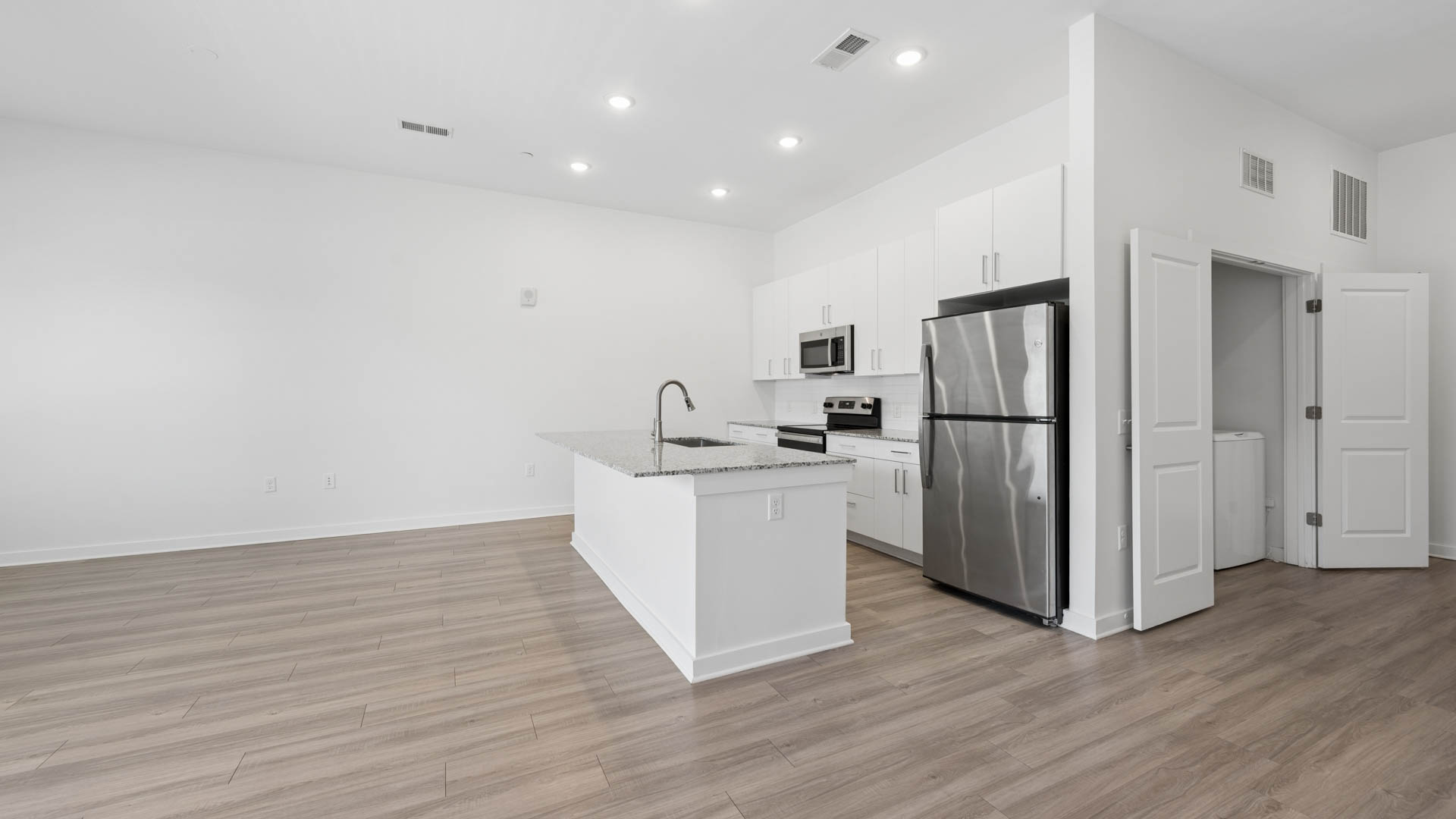 The Penman Apartments 9 of 12