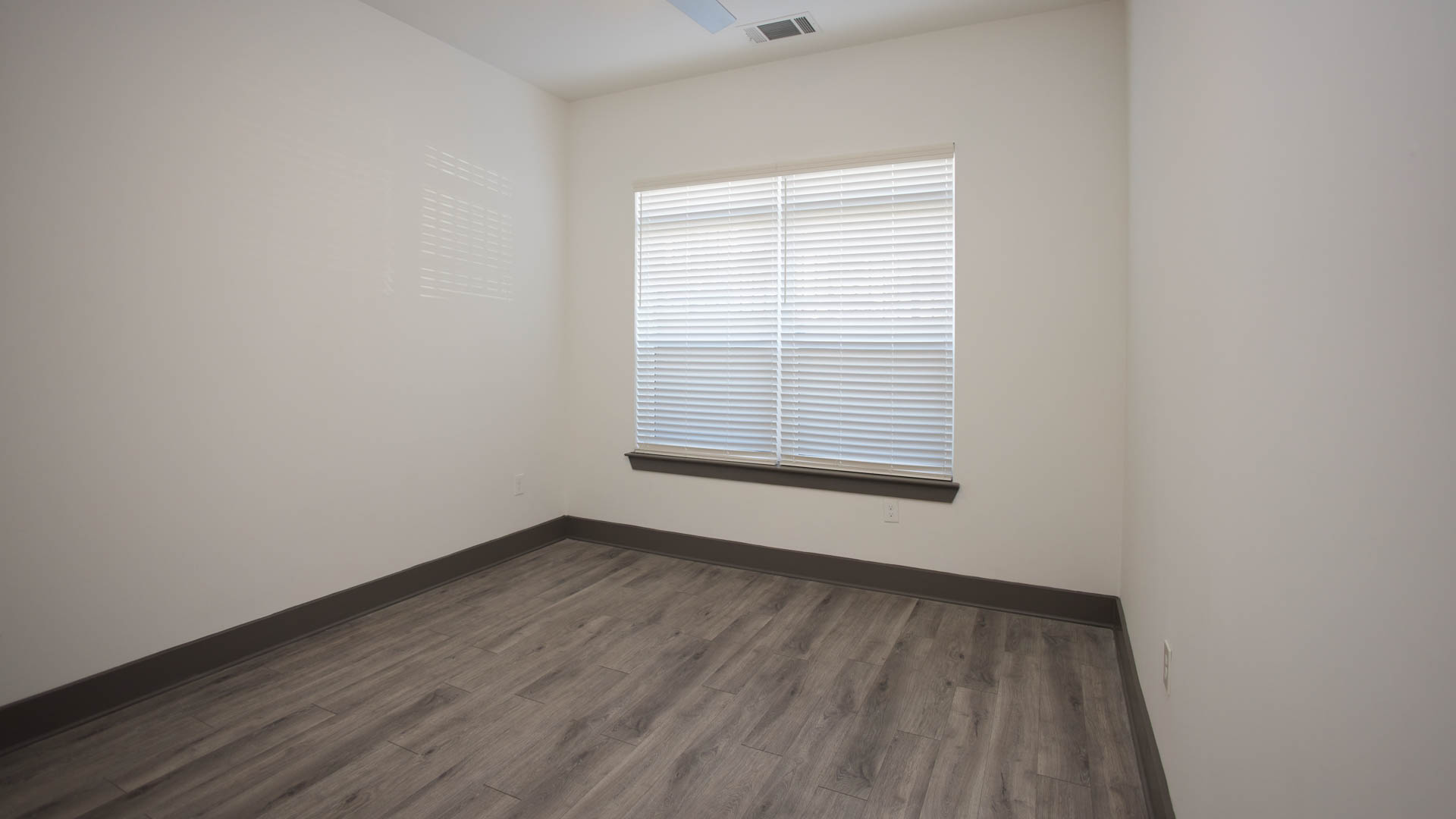 The Baxter Apartments 3 of 8