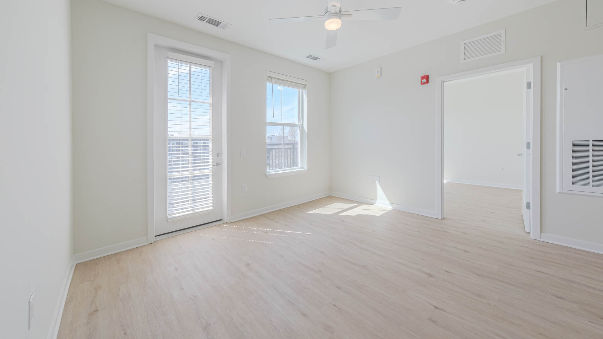 Alexan Harrison Apartments 35 of 120