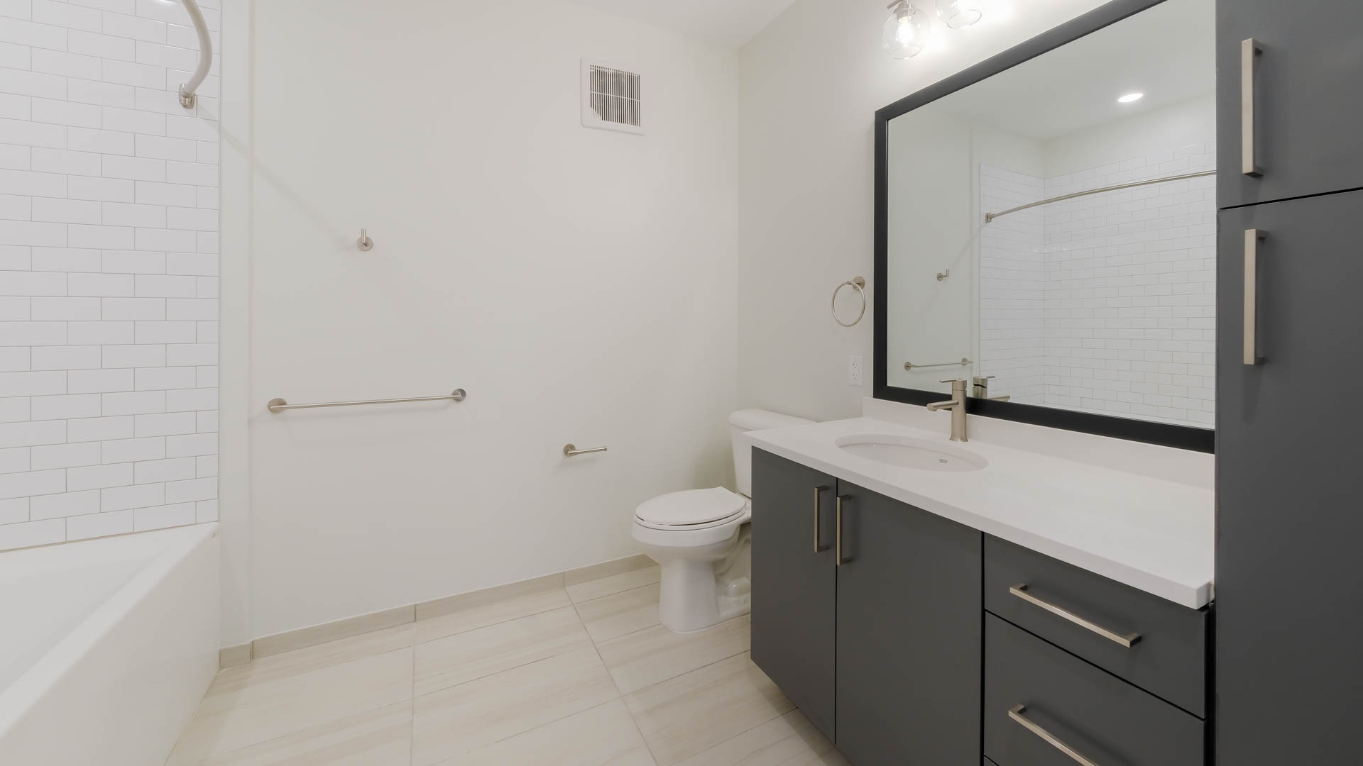 Alexan Harrison Apartments 2 of 8