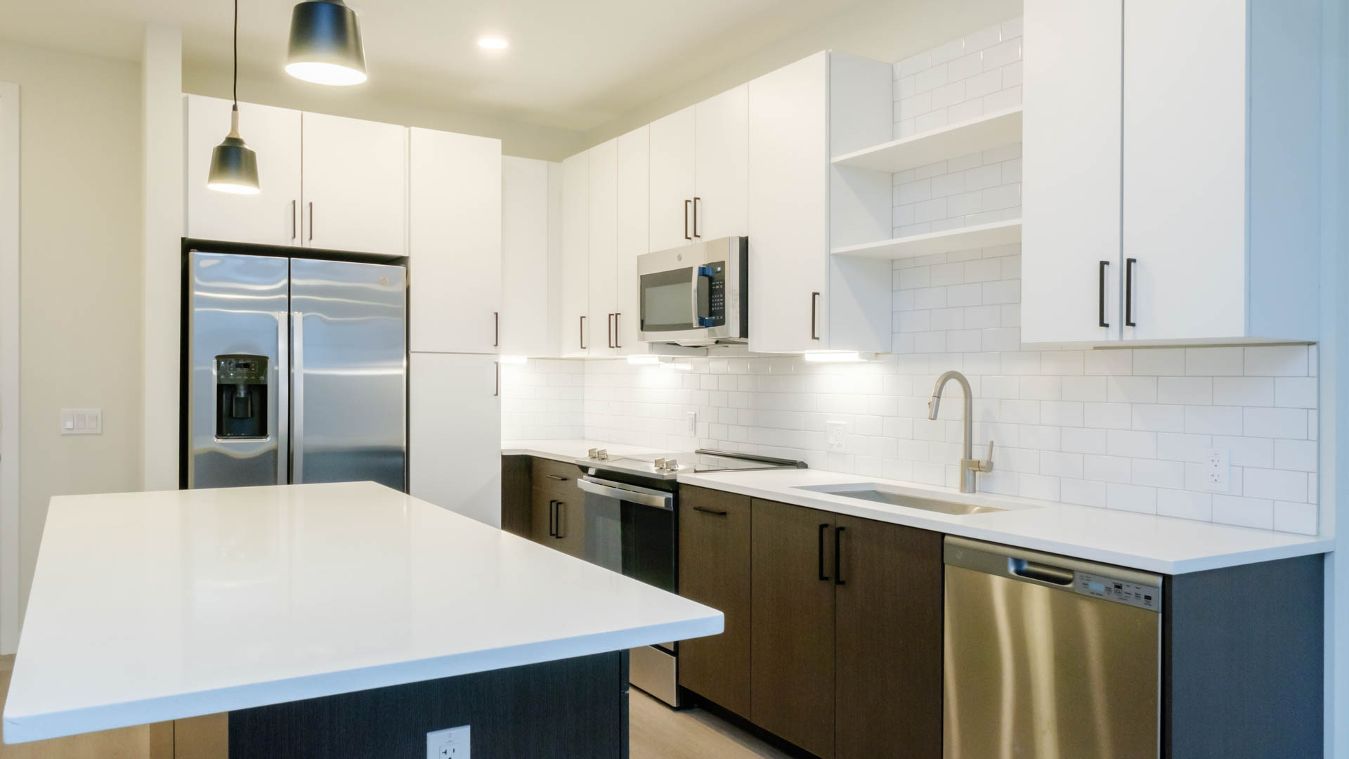 Alexan Harrison Apartments 3 of 8
