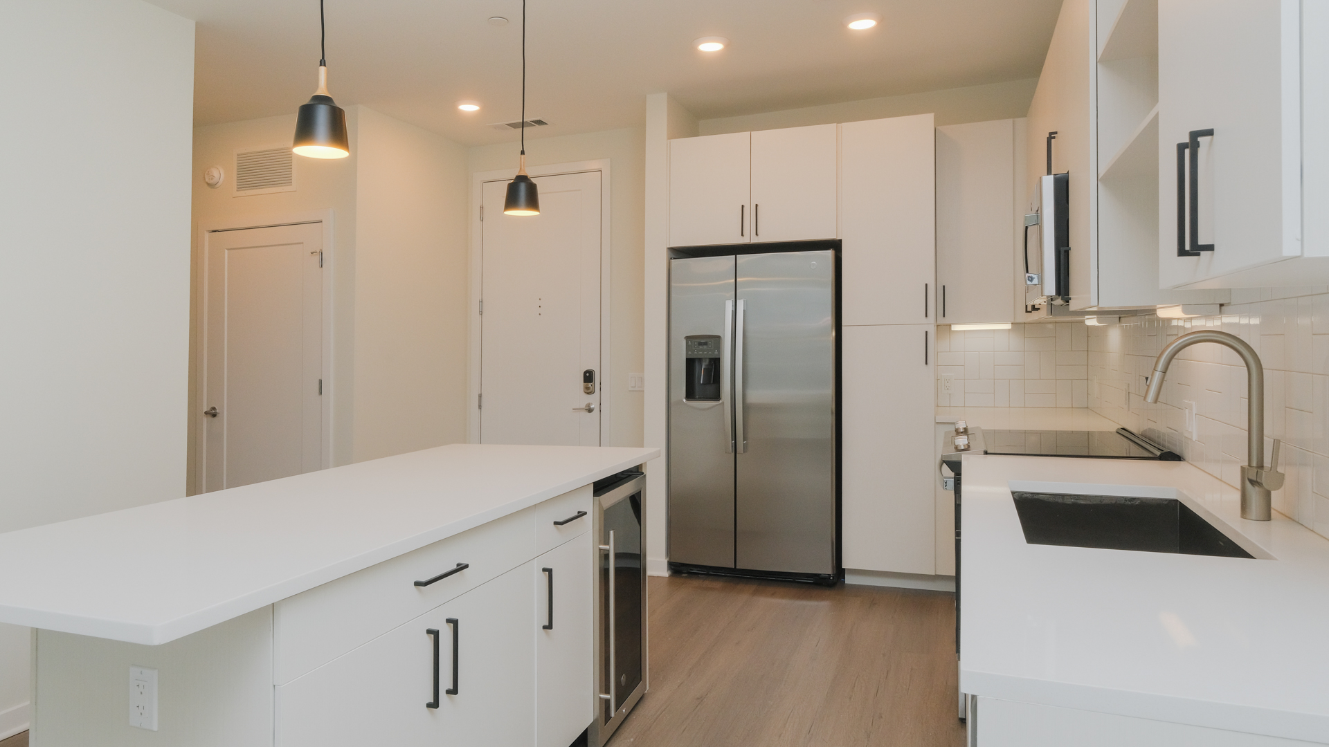 Alexan Harrison Apartments 6 of 12