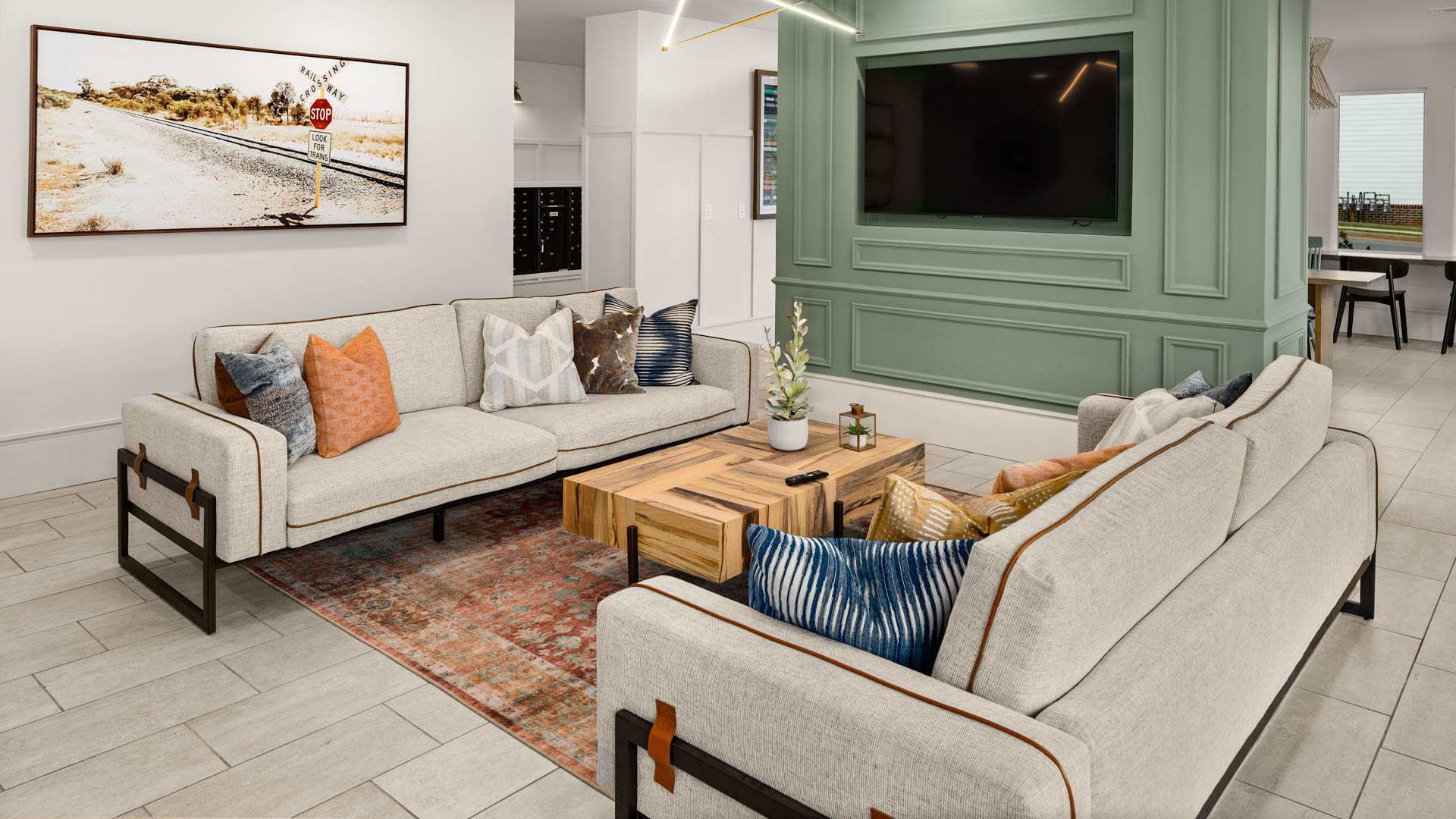Lounge at Richmond Row Apartments (1 of 3)