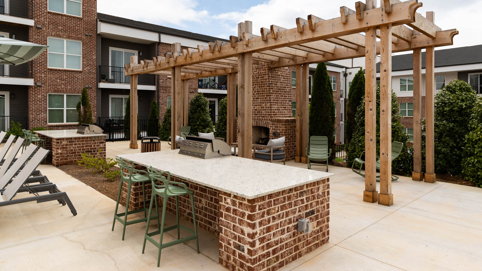 Grill area at Richmond Row Apartments