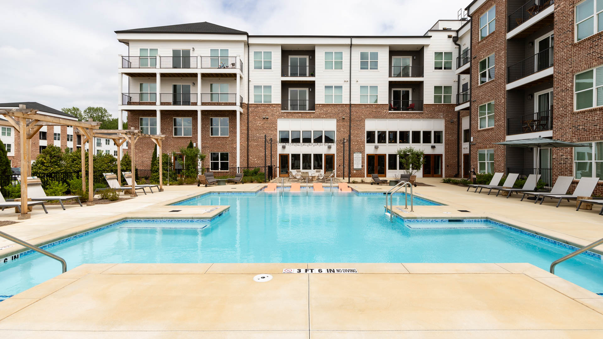 Pool at Richmond Row Apartments (1 of 3)