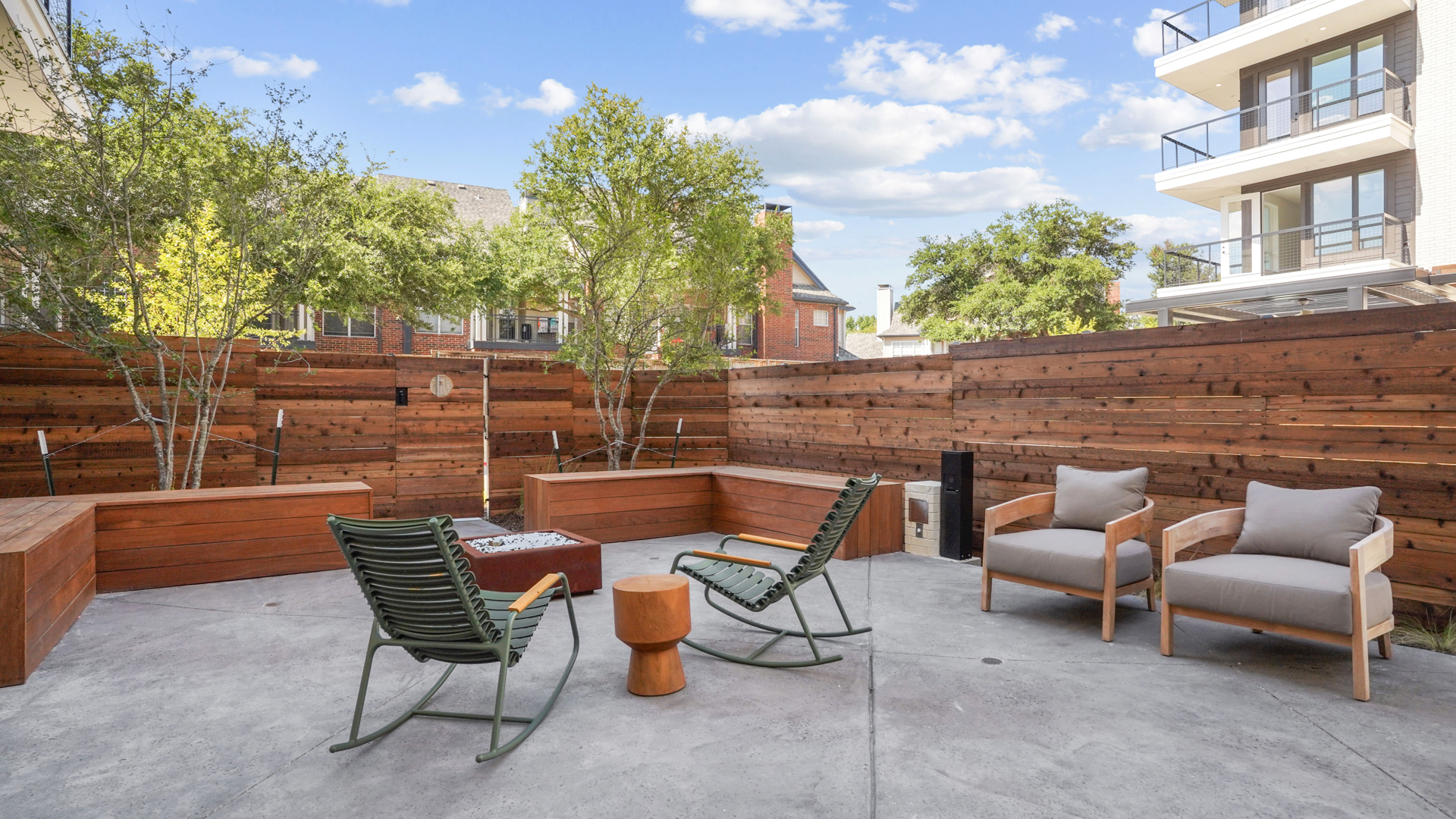 Lounge at Lyle Apartments (7 of 7)