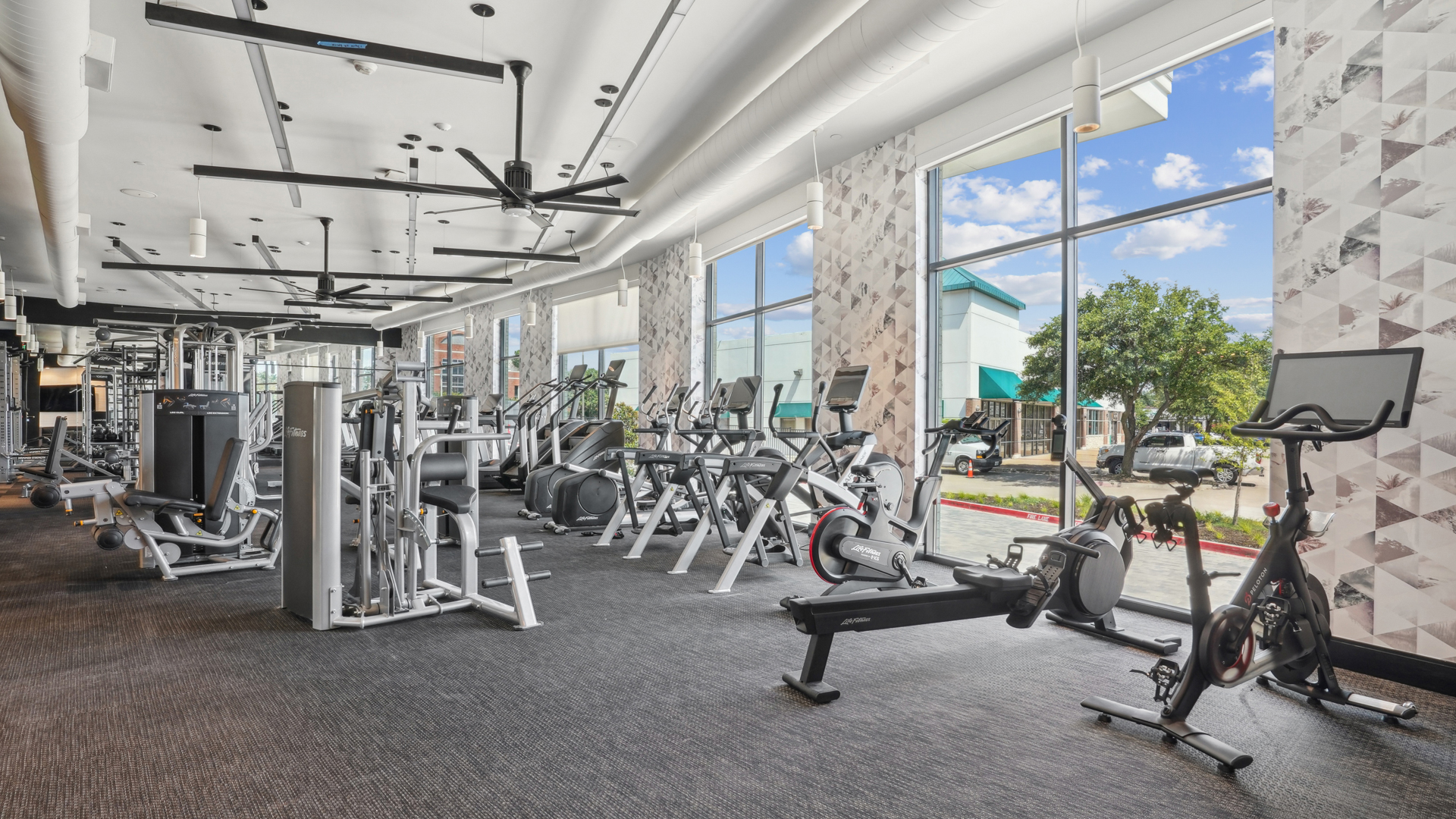 Gym at Lyle Apartments (2 of 7)