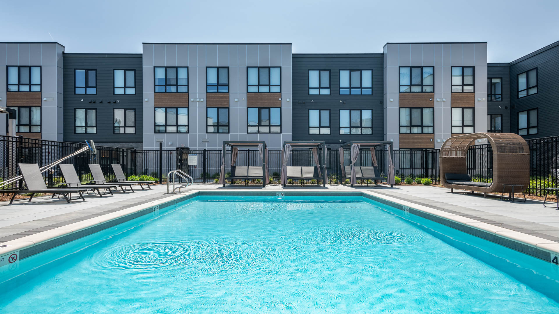 Pool at Helix Apartments (2 of 4)
