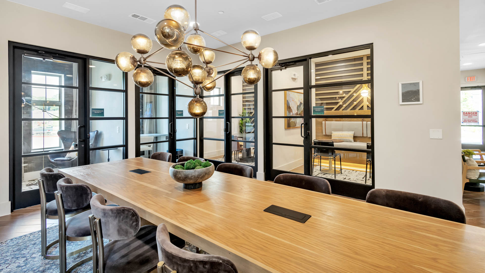 Work space at Trailwinds Grapevine Apartments