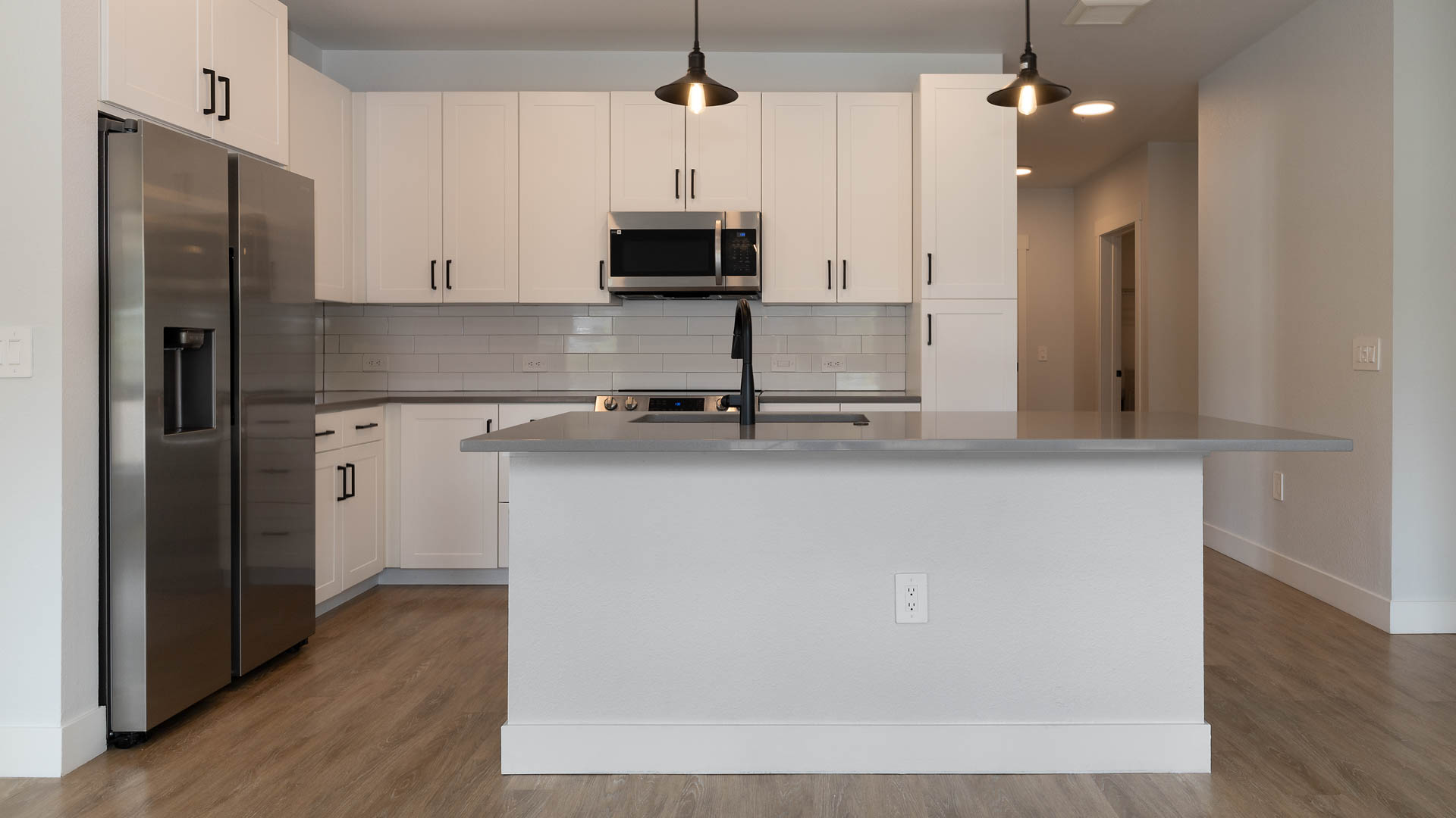 White Fence Farm Apartments 3 of 12