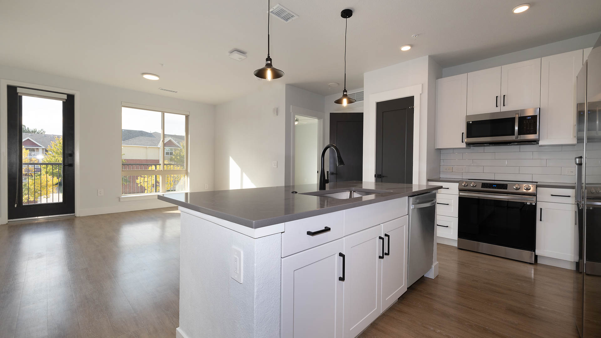 White Fence Farm Apartments 10 of 12