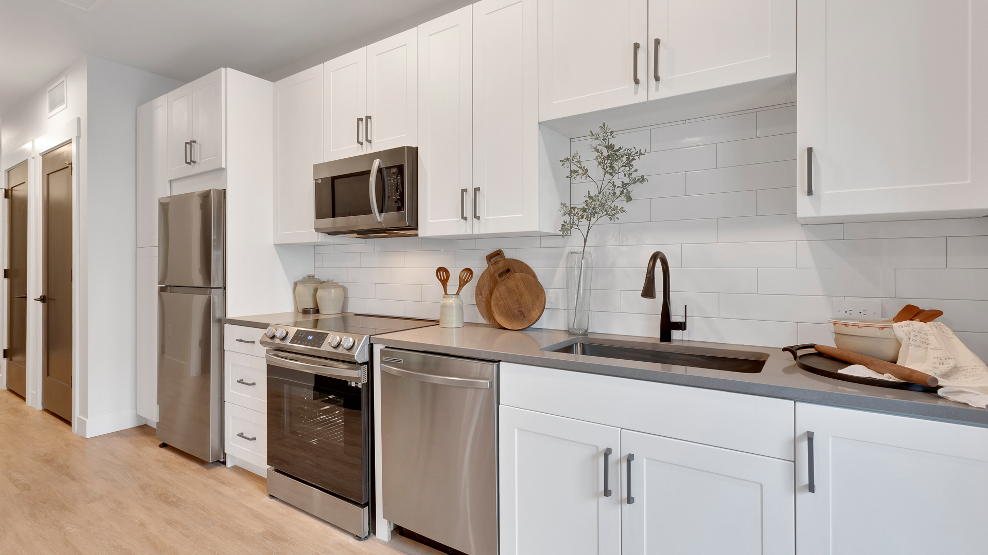 White Fence Farm Apartments 4 of 12