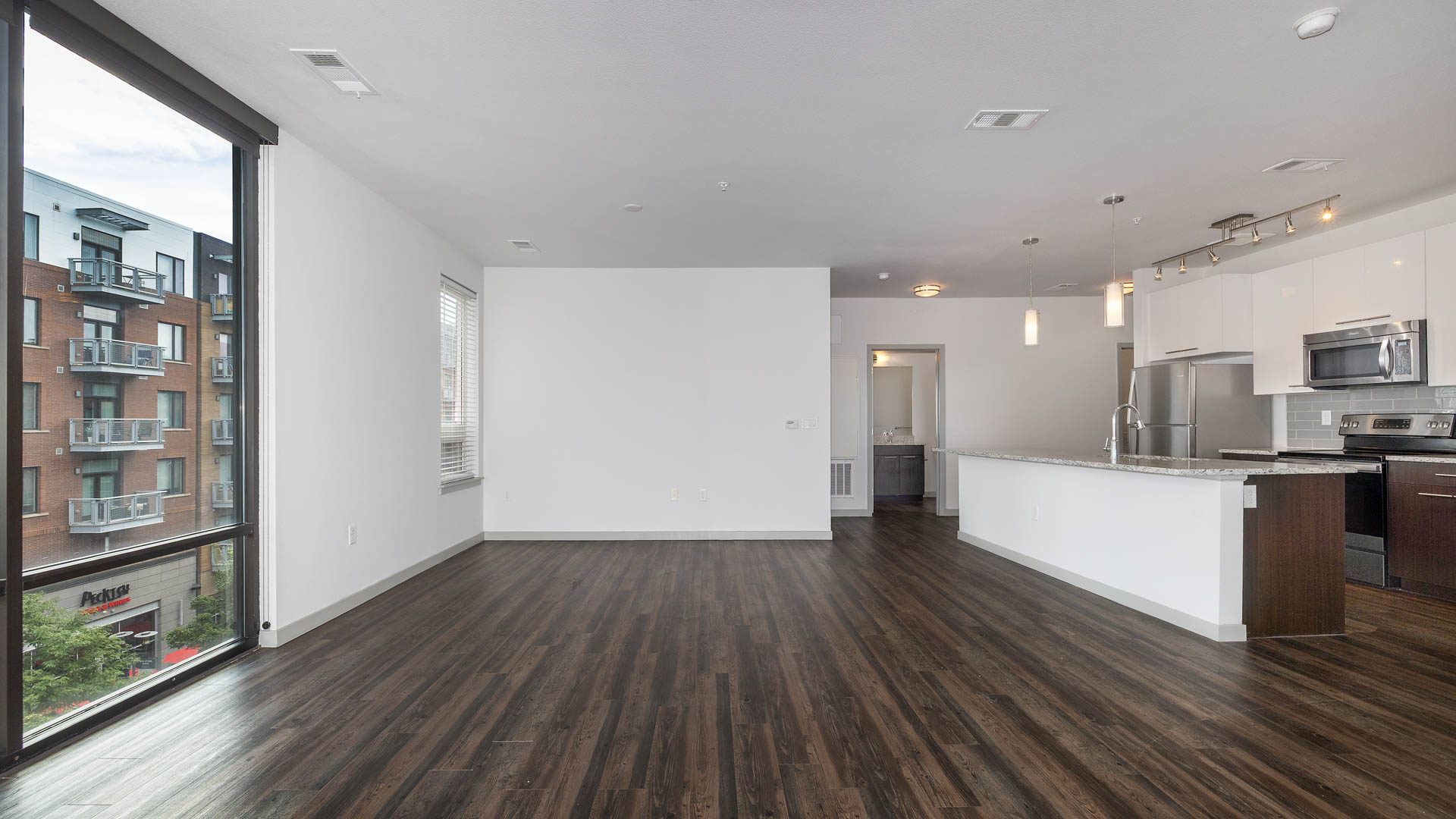 Milehouse Apartments 6 of 14