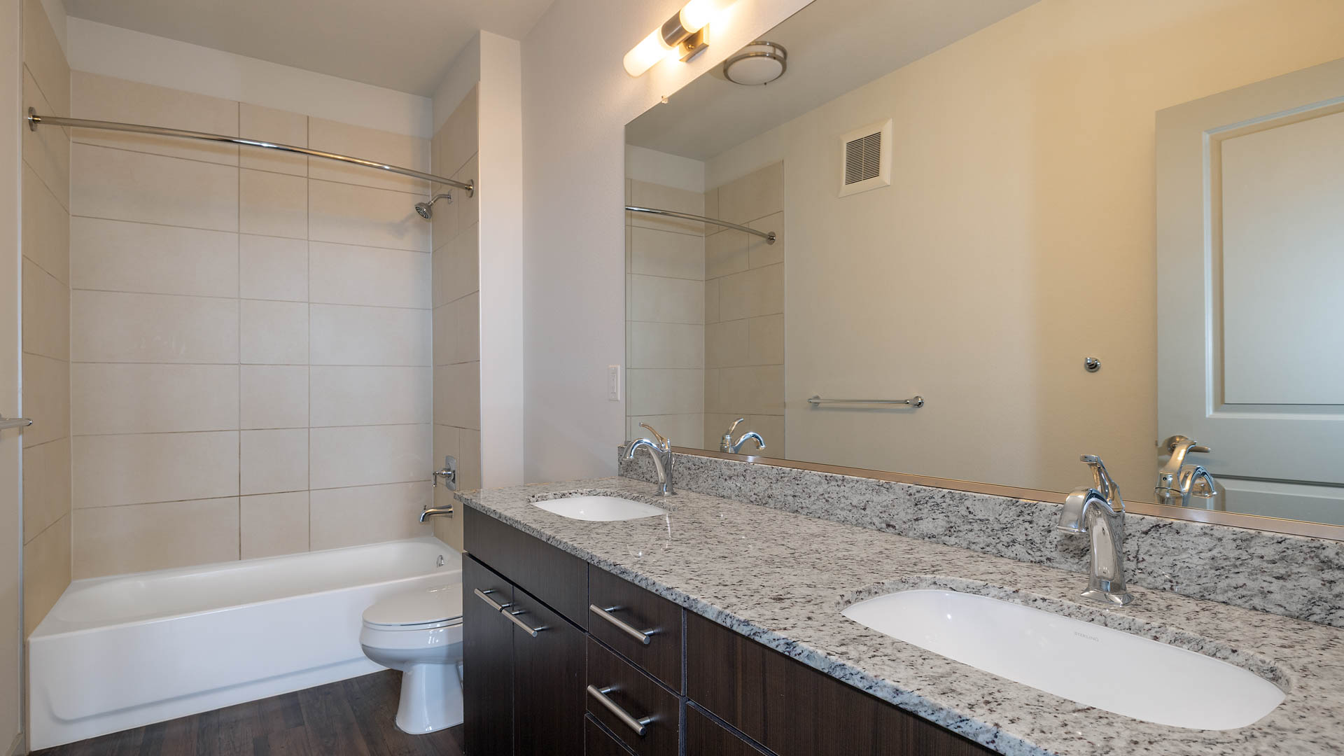 Milehouse Apartments 3 of 14