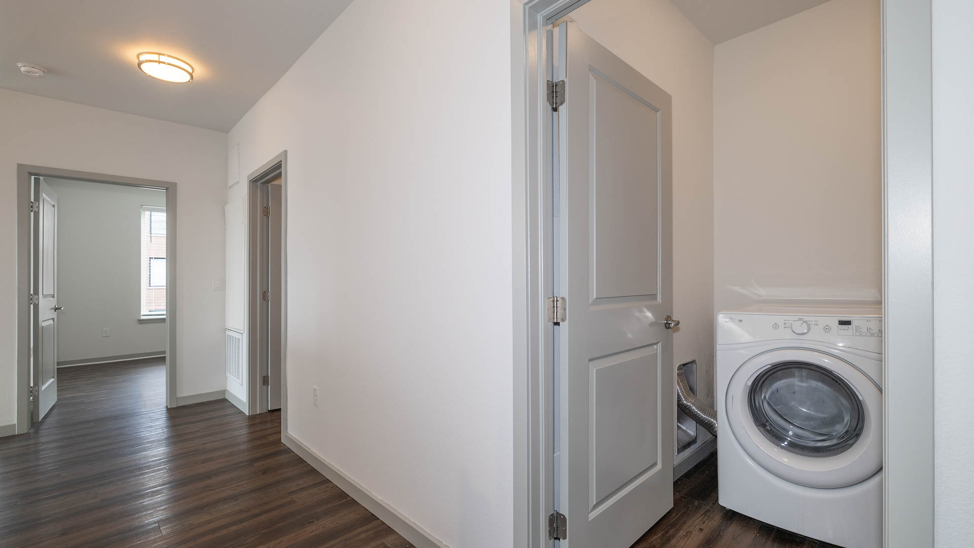 Milehouse Apartments 2 of 14