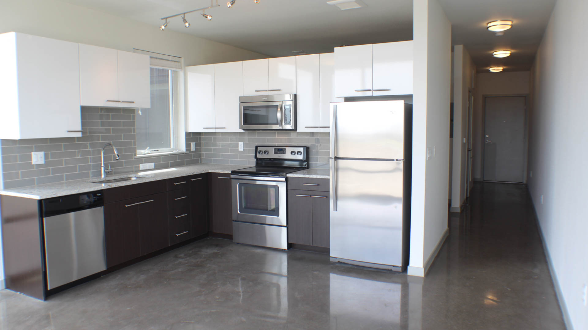 Milehouse Apartments 2 of 12
