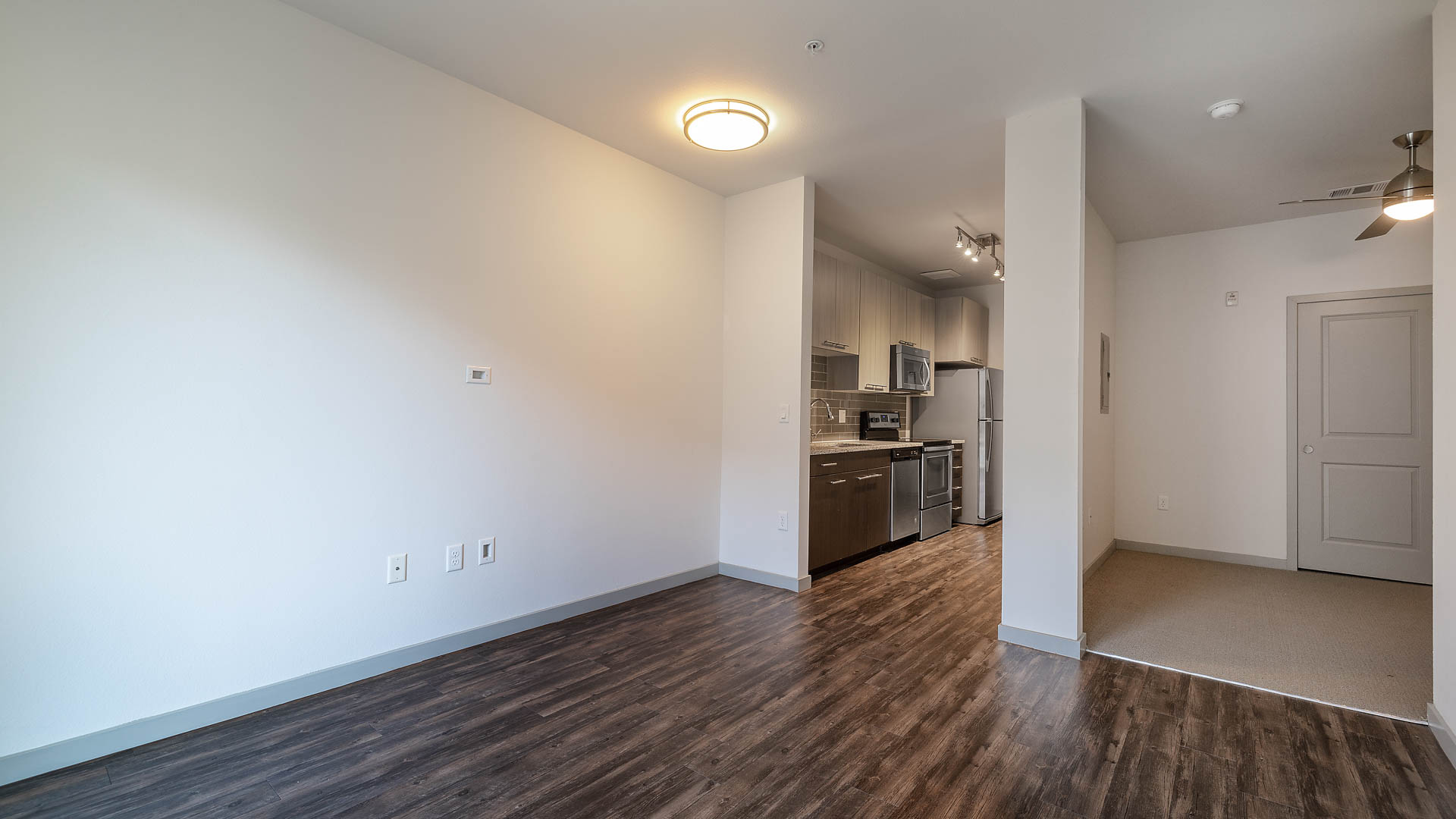Milehouse Apartments 5 of 8