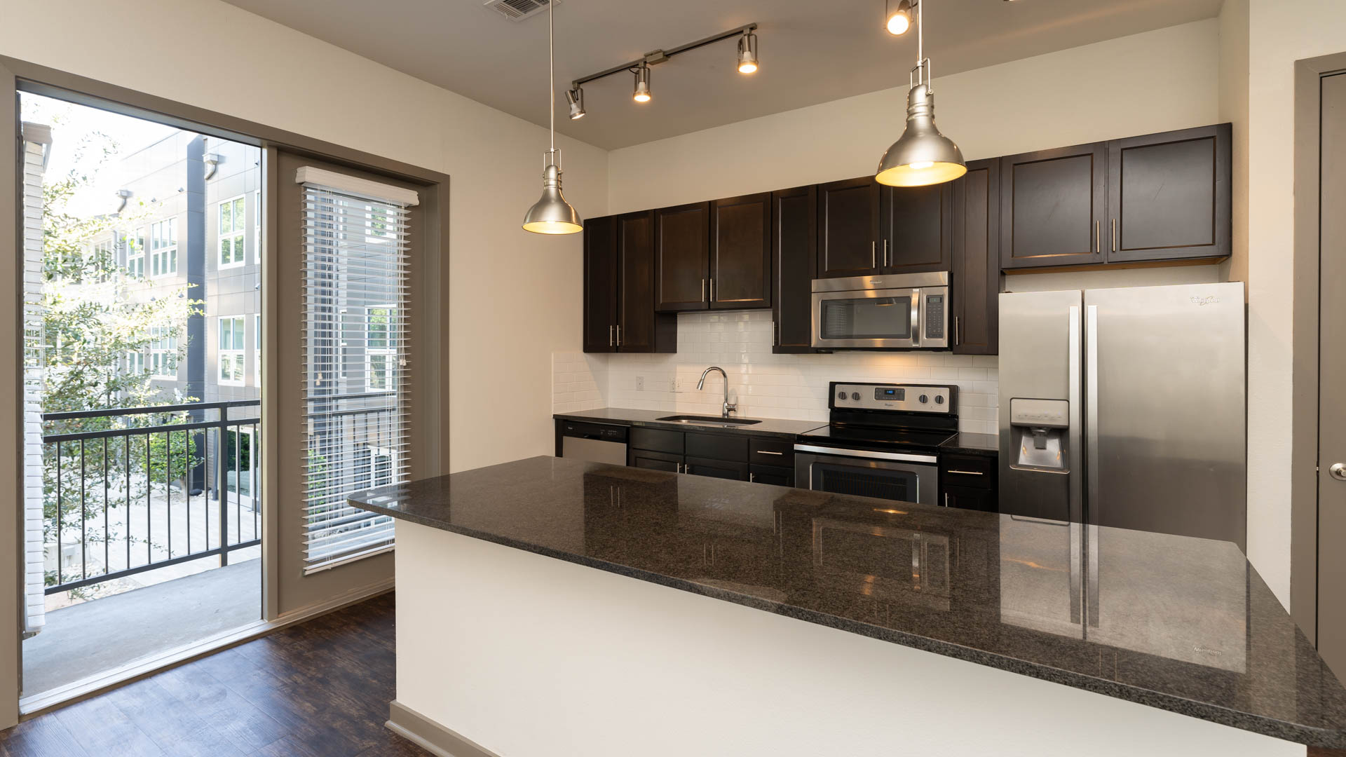 Crest at Park Central Apartments 5 of 12