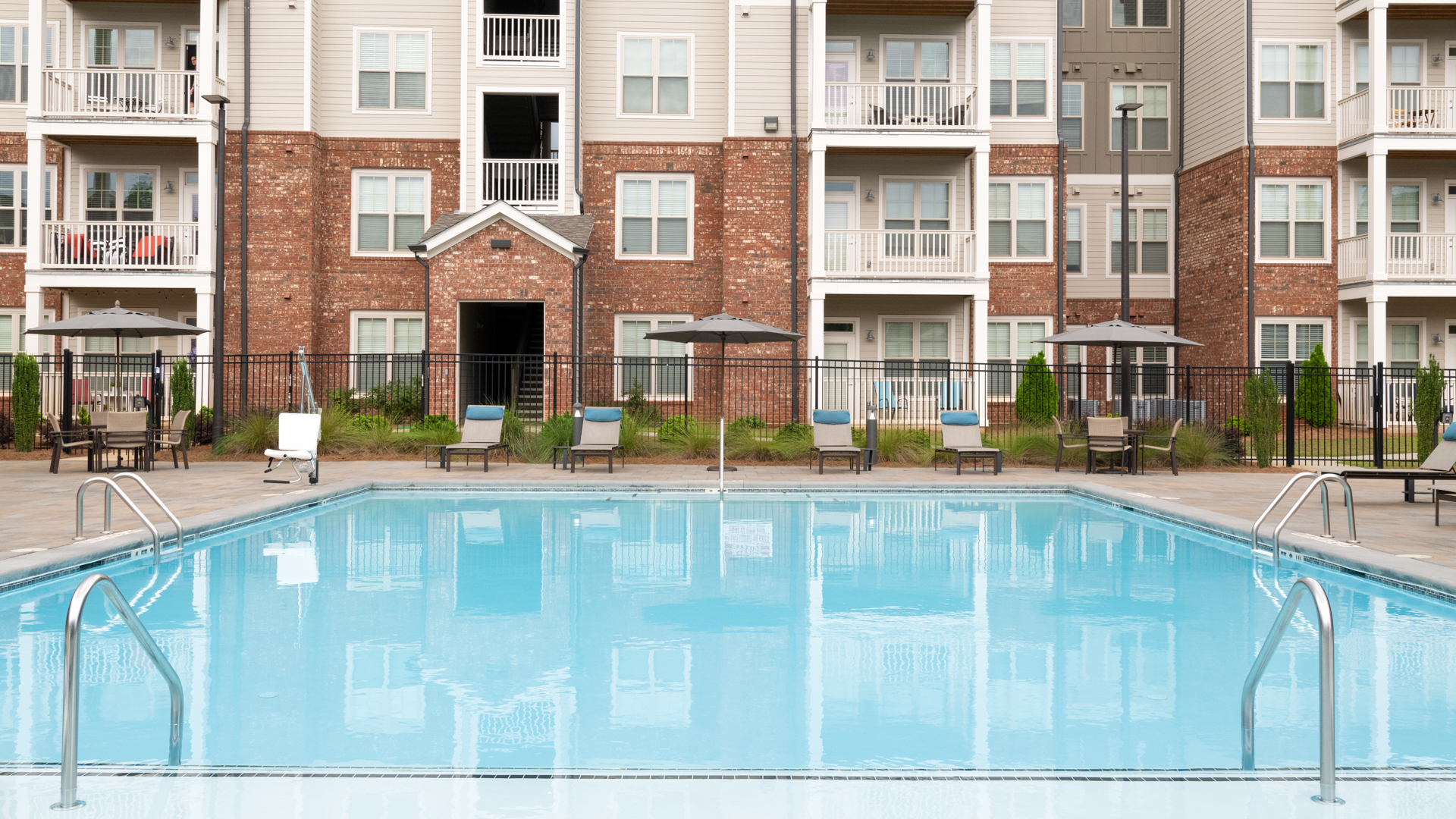 Pool at Sixes Ridge Apartments (3 of 4)