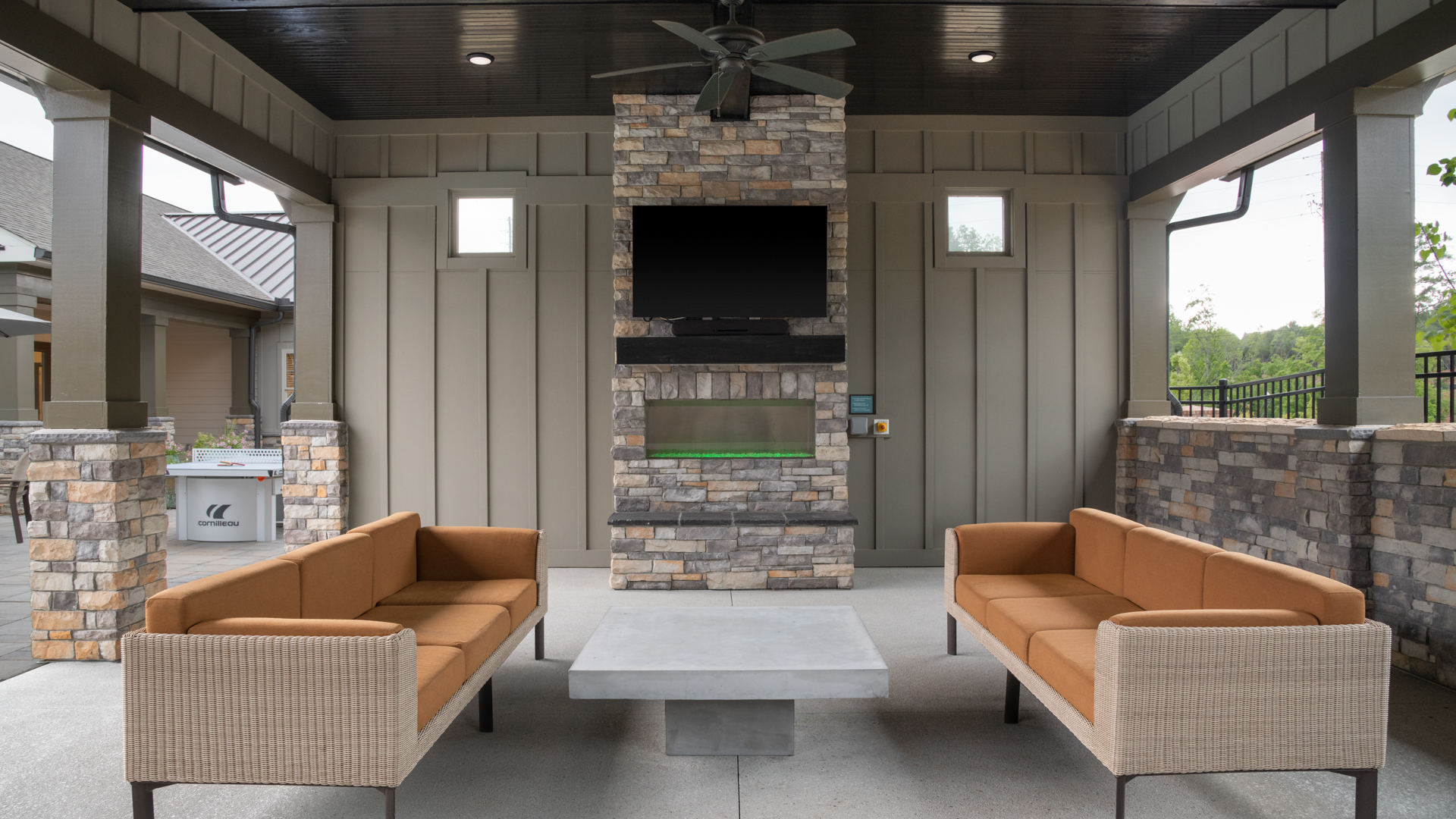 Lounge at Sixes Ridge Apartments (3 of 3)