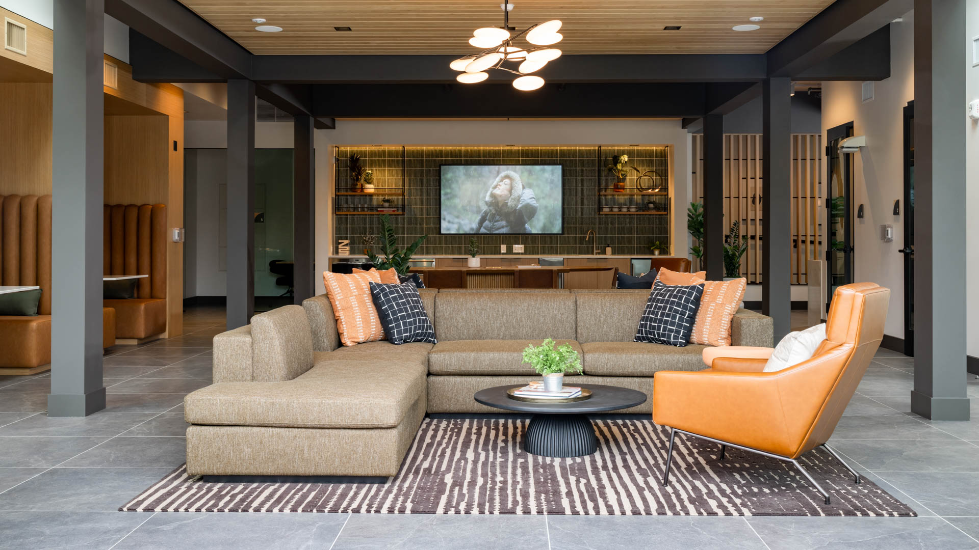 Lounge at Lorien Apartments (2 of 3)