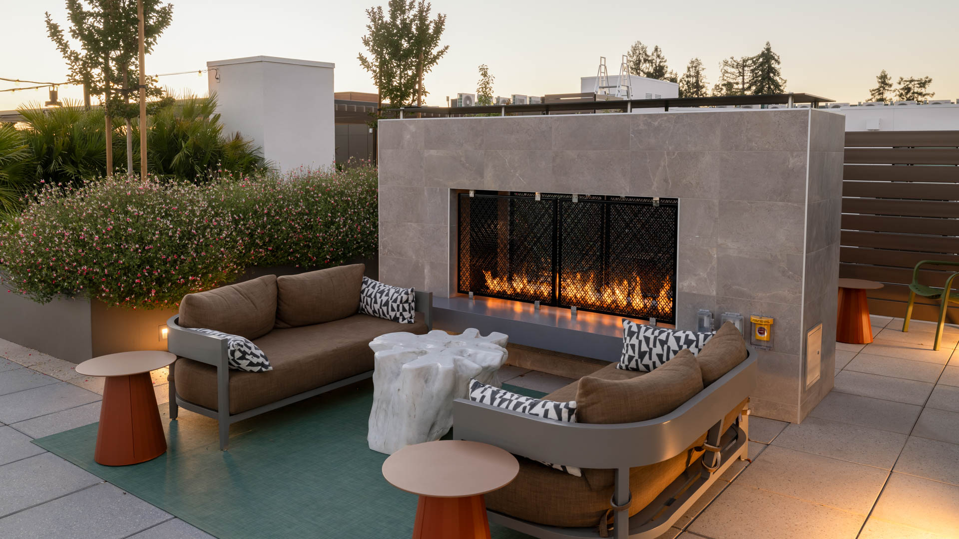 Roof deck at Lorien Apartments (4 of 6)