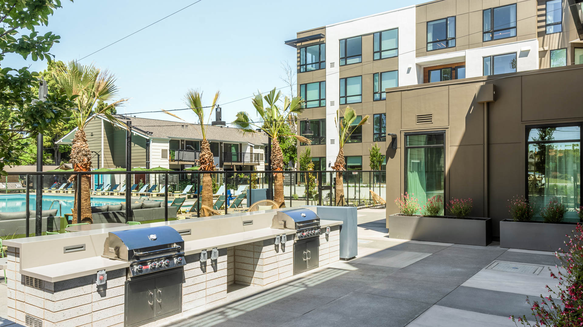 Grill area at Lorien Apartments (1 of 2)