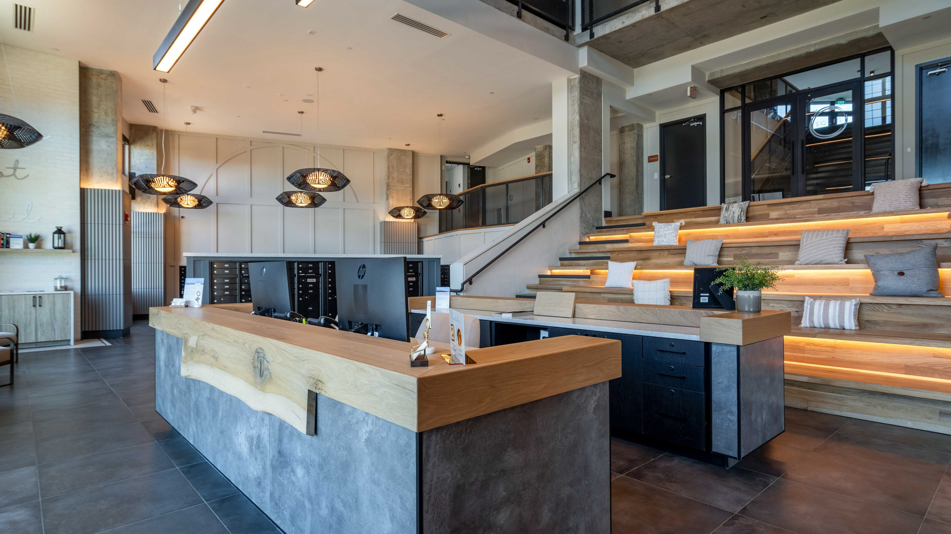 Lyric Sugar Hill Apartments 2 of 12