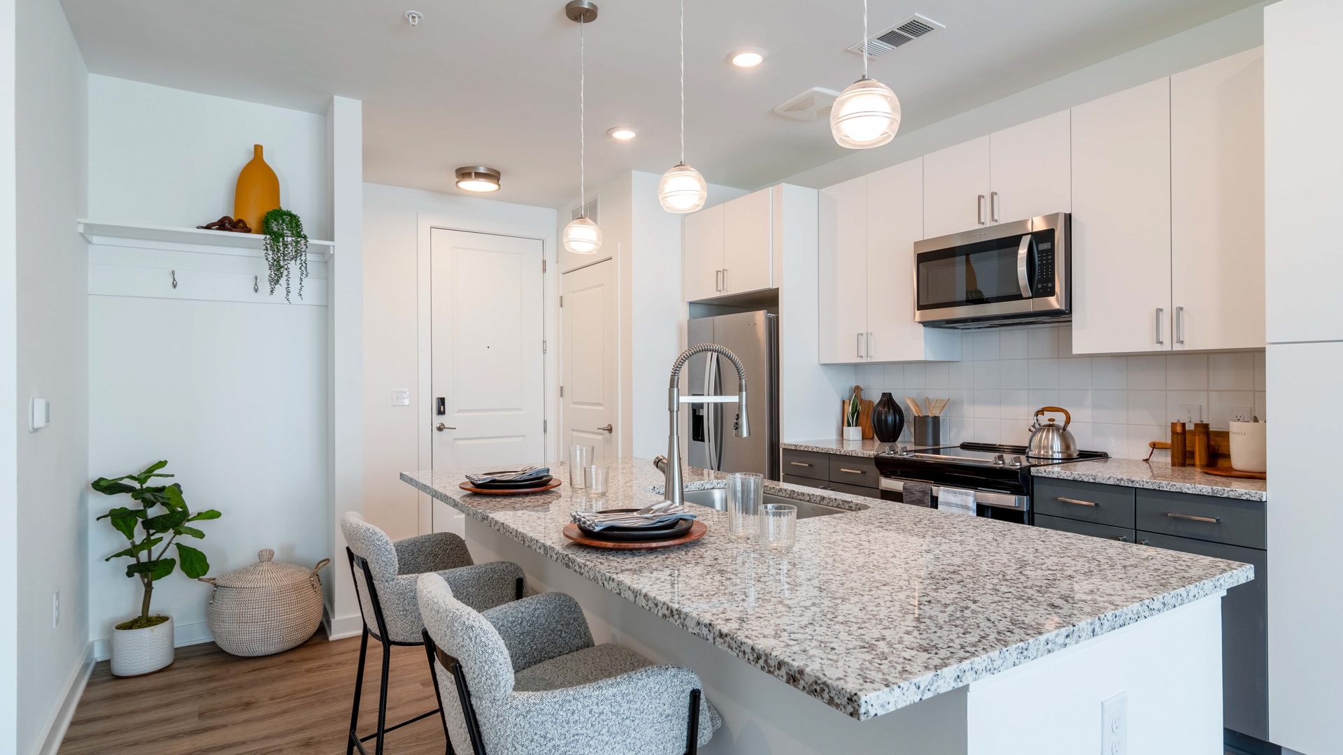 Lyric Sugar Hill Apartments 5 of 12