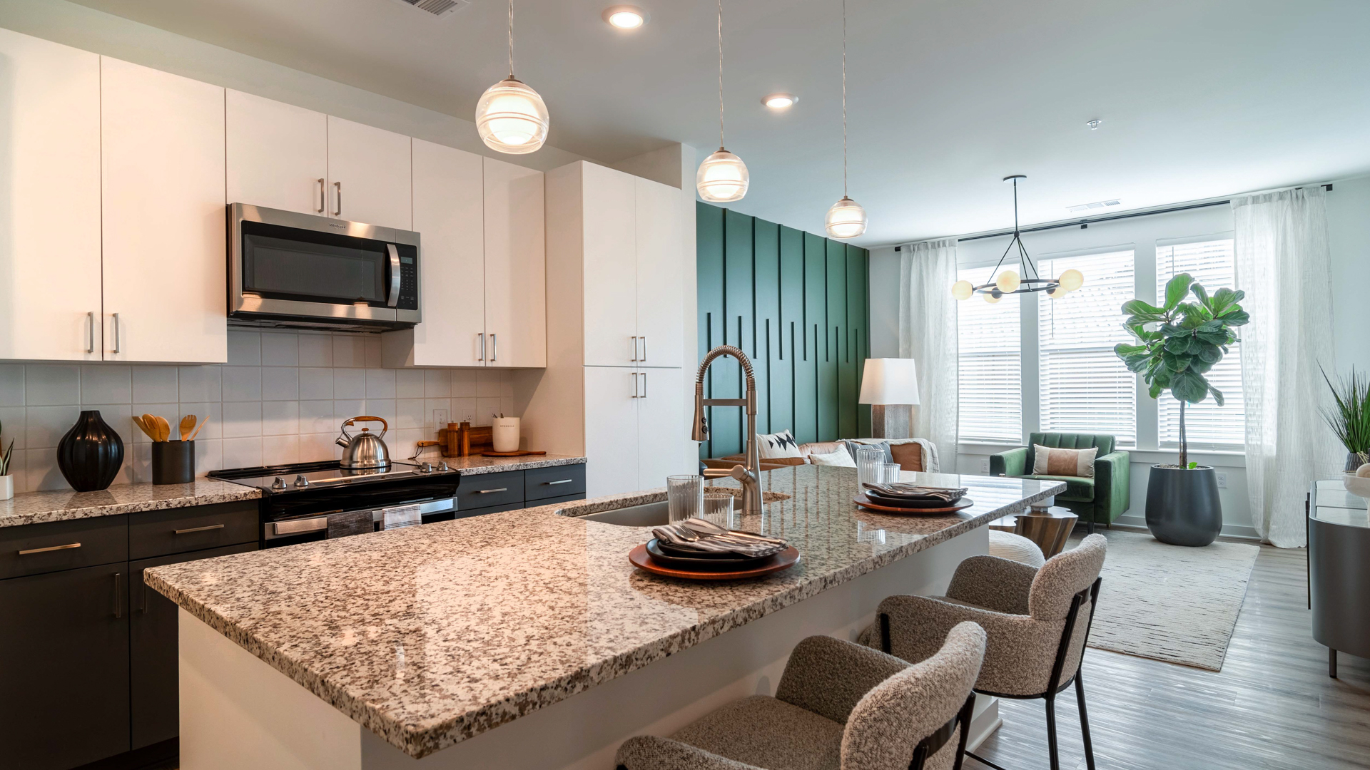 Lyric Sugar Hill Apartments 4 of 12